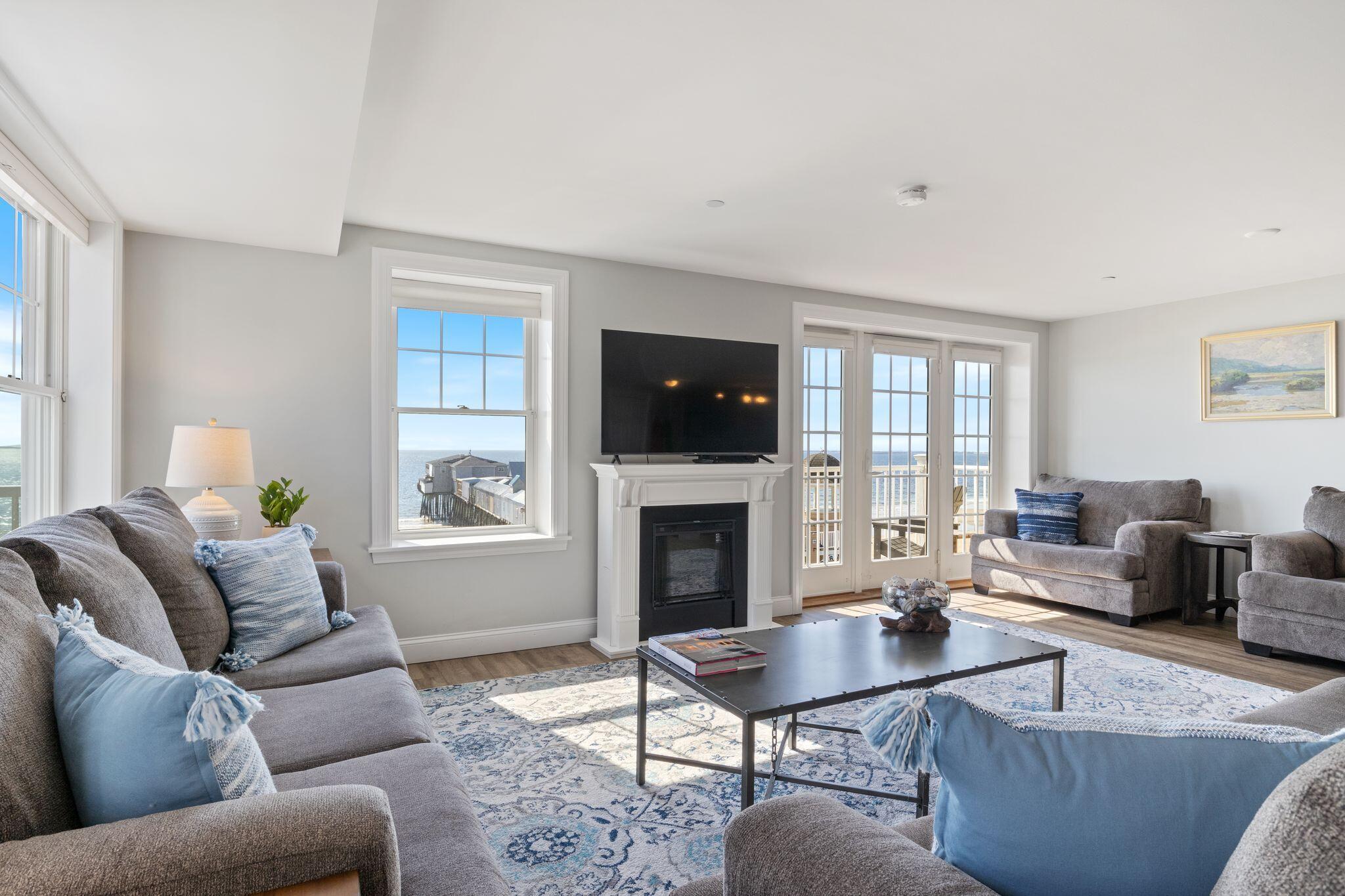 Old Orchard Beach, Maine, 04064, United States, 2 Bedrooms Bedrooms, ,2 BathroomsBathrooms,Residential,For Sale,1828261