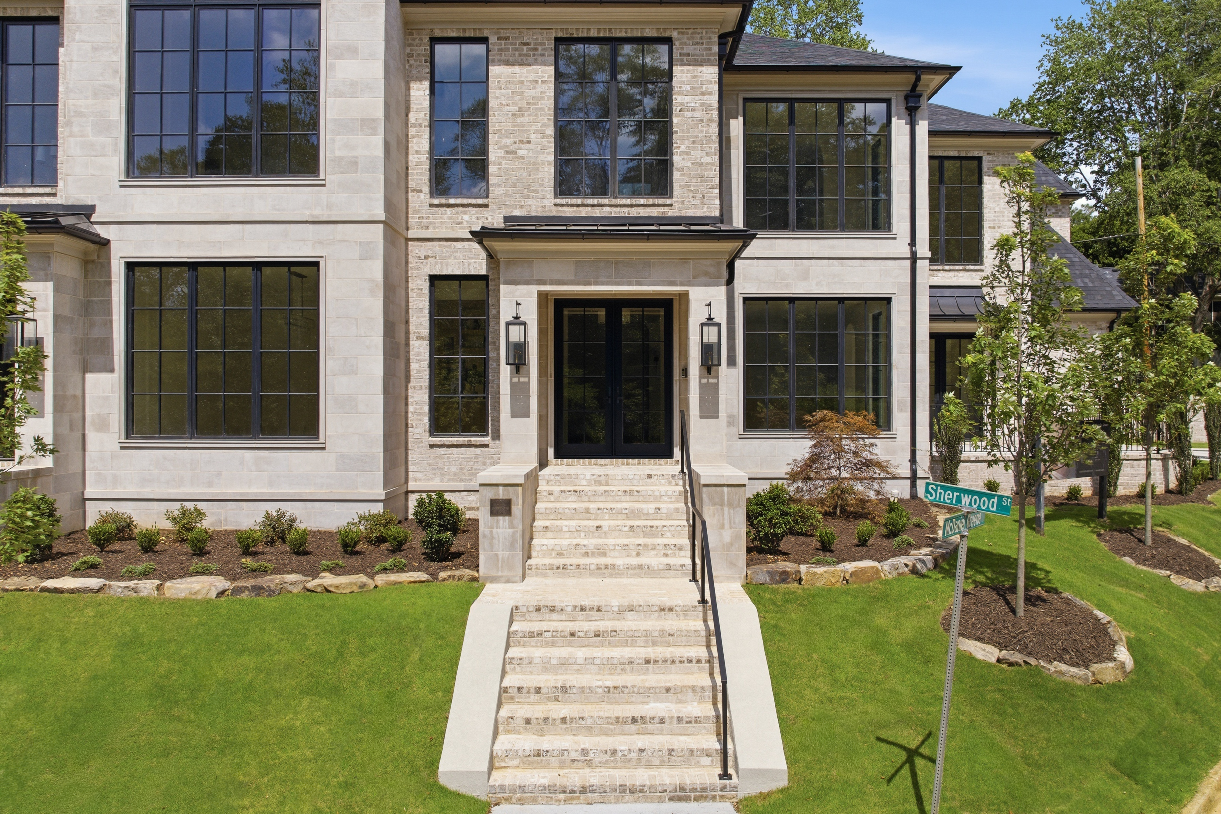  101 Sherwood Street, Unit 100 Greenville, SC 29601 - 物件實景