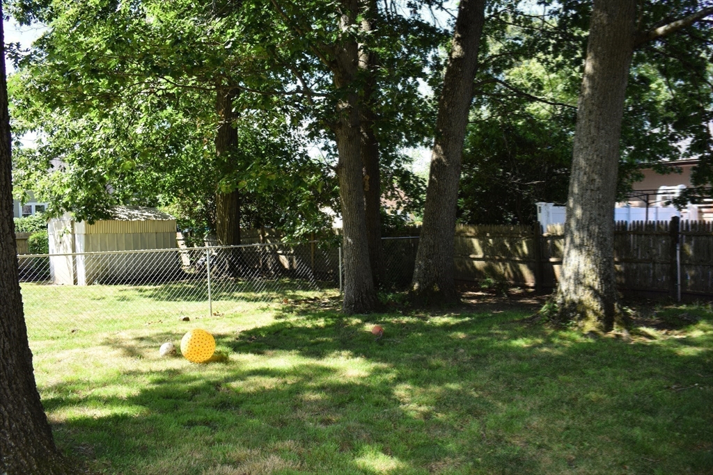 Brockton, Massachusetts, 02301, United States, 3 Bedrooms Bedrooms, ,1 BathroomBathrooms,Residential,For Sale,1895506
