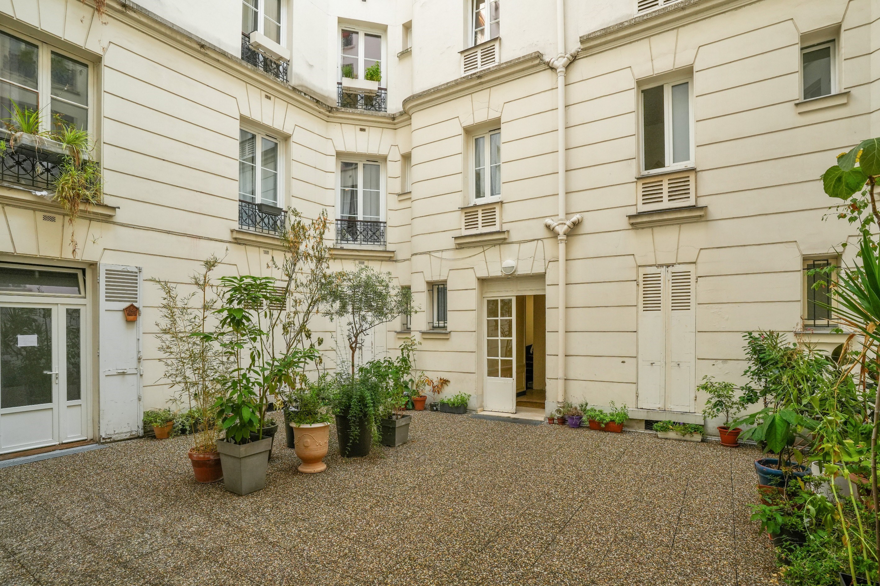  Renovated Architect-Designed Apartment in the Heart of the 11th Arrondissement - 物件實景