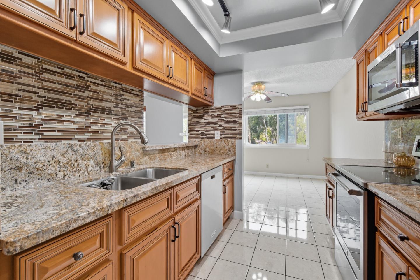 Hayward, California, 94541, United States, 2 Bedrooms Bedrooms, ,2 BathroomsBathrooms,Residential,For Sale,1961712