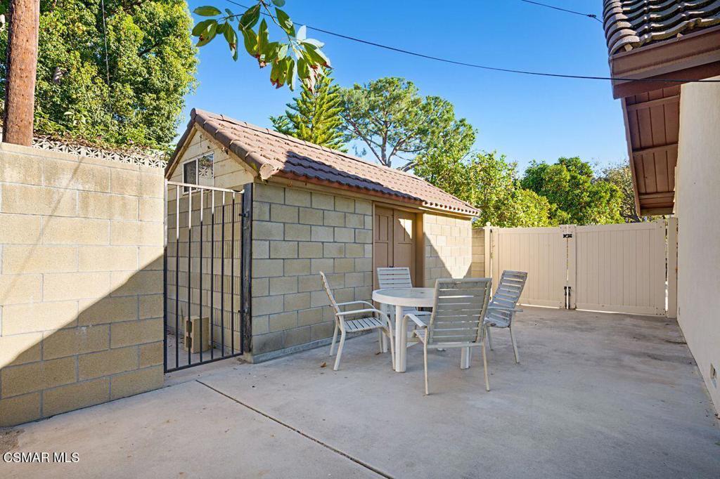 Thousand Oaks, California, 91362, United States, 4 Bedrooms Bedrooms, ,3 BathroomsBathrooms,Residential,For Sale,1990954