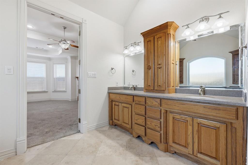 Shady Shores, Texas, 76208, United States, 3 Bedrooms Bedrooms, ,3 BathroomsBathrooms,Residential,For Sale,2011707