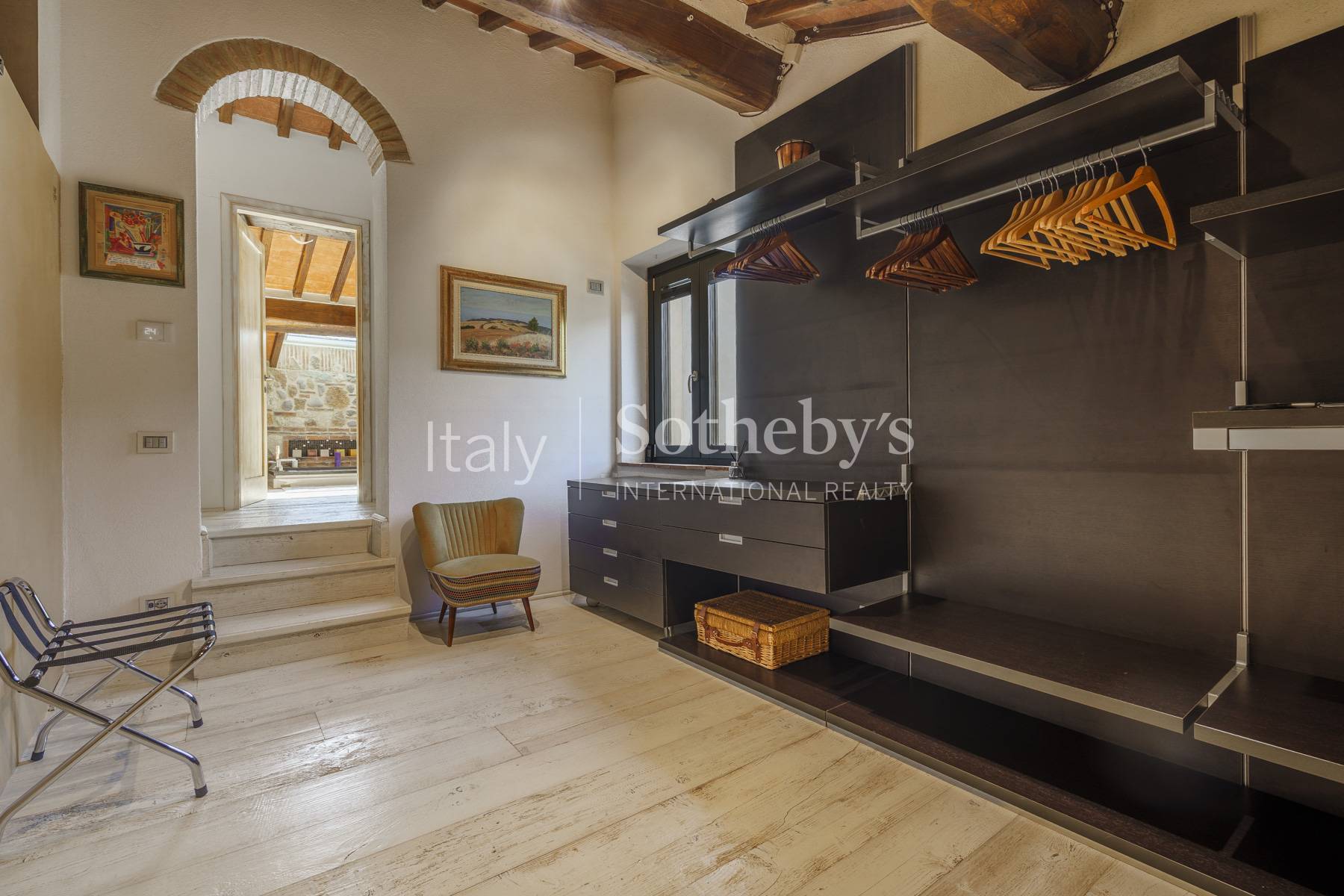  Tuscan Farmhouse with Swimming Pool and 3 Hectares of Olive Grove - 物件實景