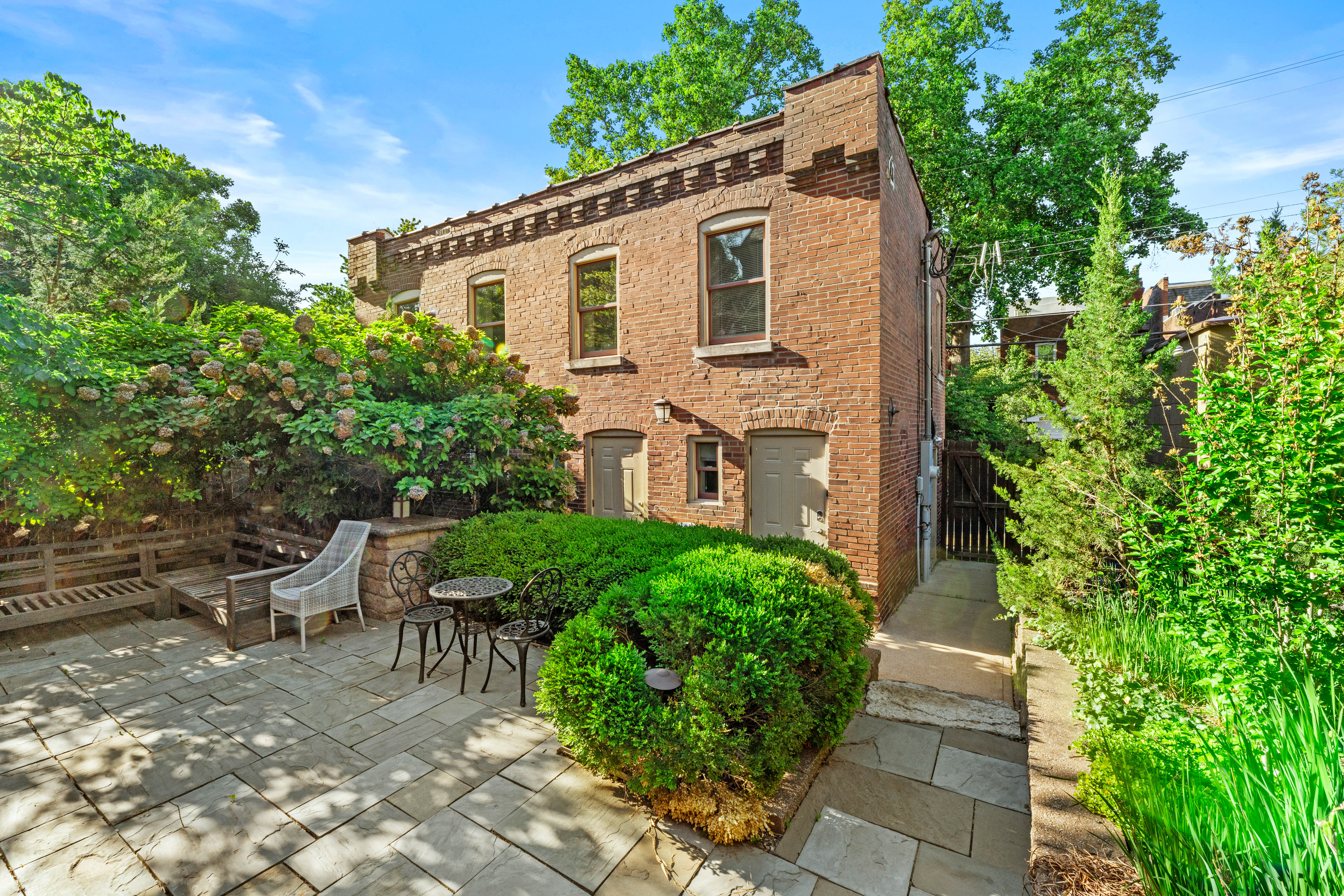  Historic Lafayette Square Victorian Manse with Carriage House - 物件實景