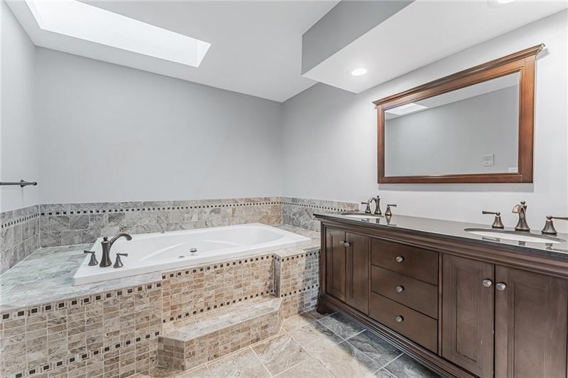 10 Highview Dr, Sewickley, Pennsylvania, 15143, United States, 5 Bedrooms Bedrooms, ,5 BathroomsBathrooms,Residential,For Sale,10 Highview Dr,1040788