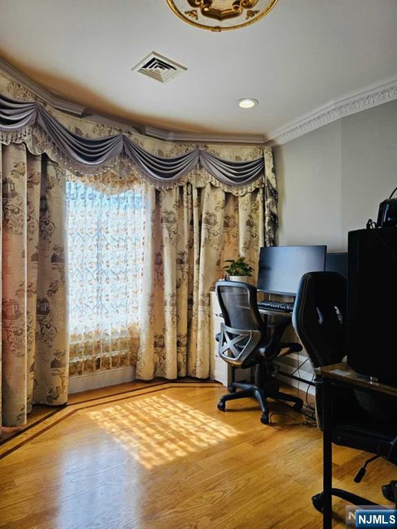 Paramus, New Jersey, 07652, United States, 7 Bedrooms Bedrooms, ,7 BathroomsBathrooms,Residential,For Sale,1905752