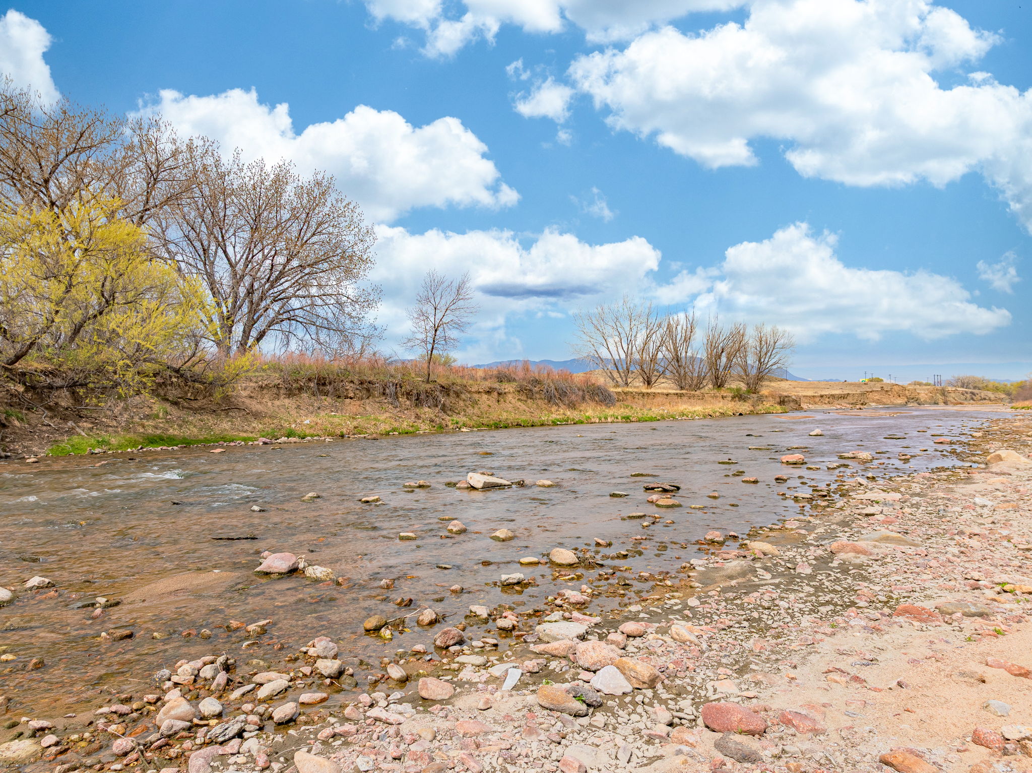  Rare creek side opportunity on 80 close-in acres - 物件實景