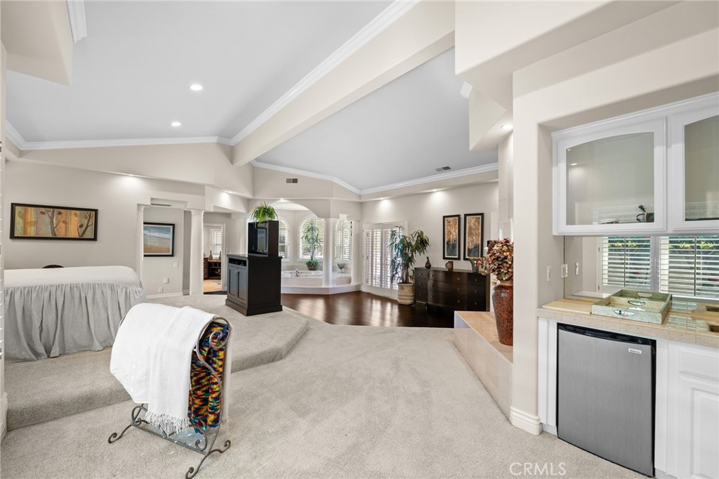 Upland, California, 91784, United States, 5 Bedrooms Bedrooms, ,6 BathroomsBathrooms,Residential,For Sale,2016582