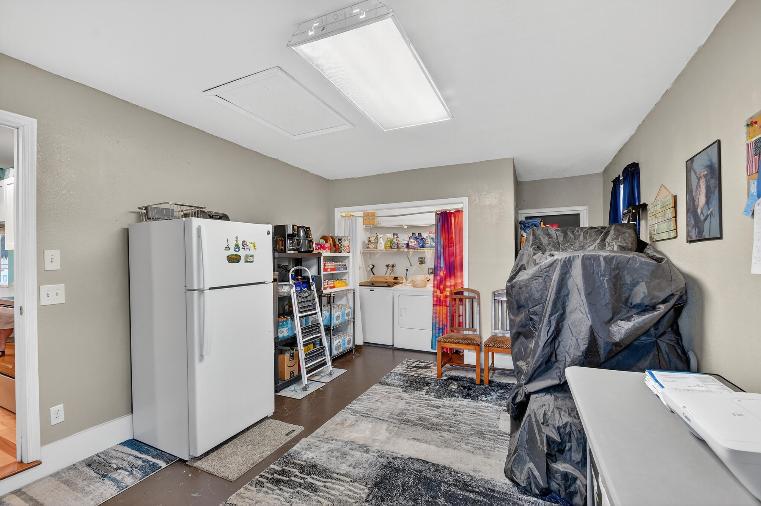 West Palm Beach, Florida, 33406, United States, 3 Bedrooms Bedrooms, ,2 BathroomsBathrooms,Residential,For Sale,1998393