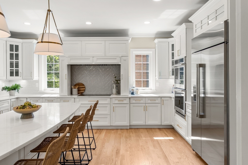 Lexington, Massachusetts, 02420, United States, 5 Bedrooms Bedrooms, ,8 BathroomsBathrooms,Residential,For Sale,1932093