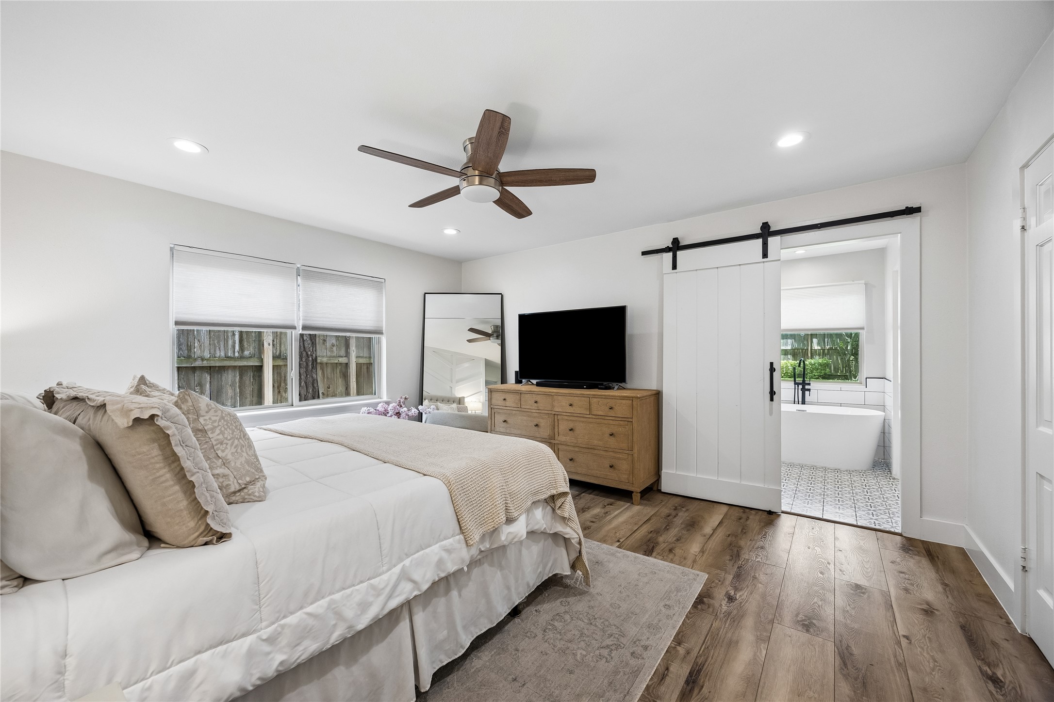  315 Fawnlake Drive - 物件實景
