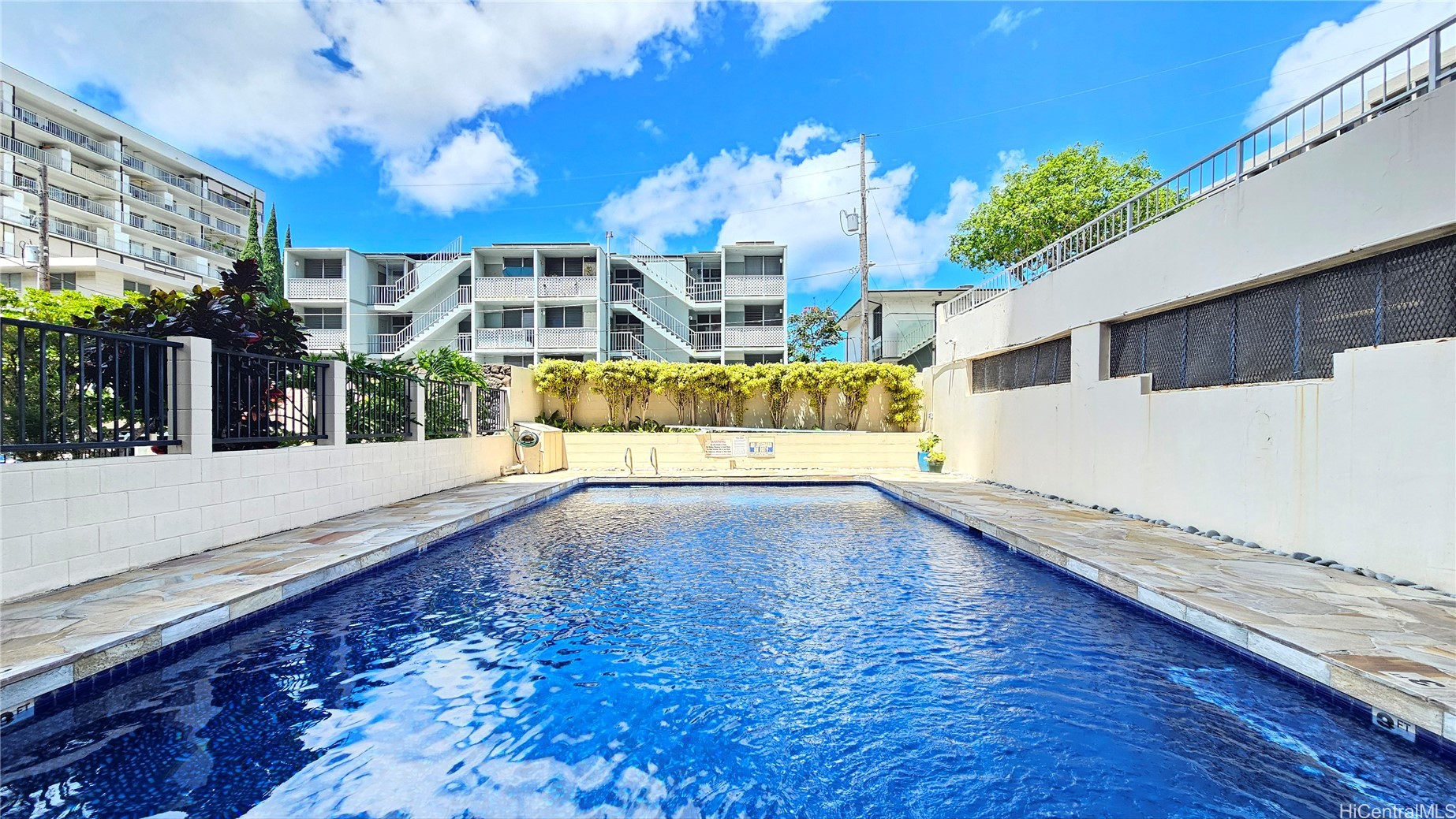 Honolulu, Hawaii, 96822, United States, 2 Bedrooms Bedrooms, ,2 BathroomsBathrooms,Residential,For Sale,1868361