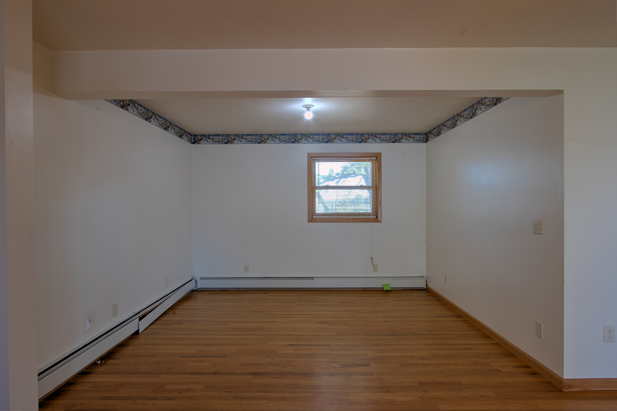 Mora, Minnesota, 55051, United States, 3 Bedrooms Bedrooms, ,3 BathroomsBathrooms,Residential,For Sale,1981190