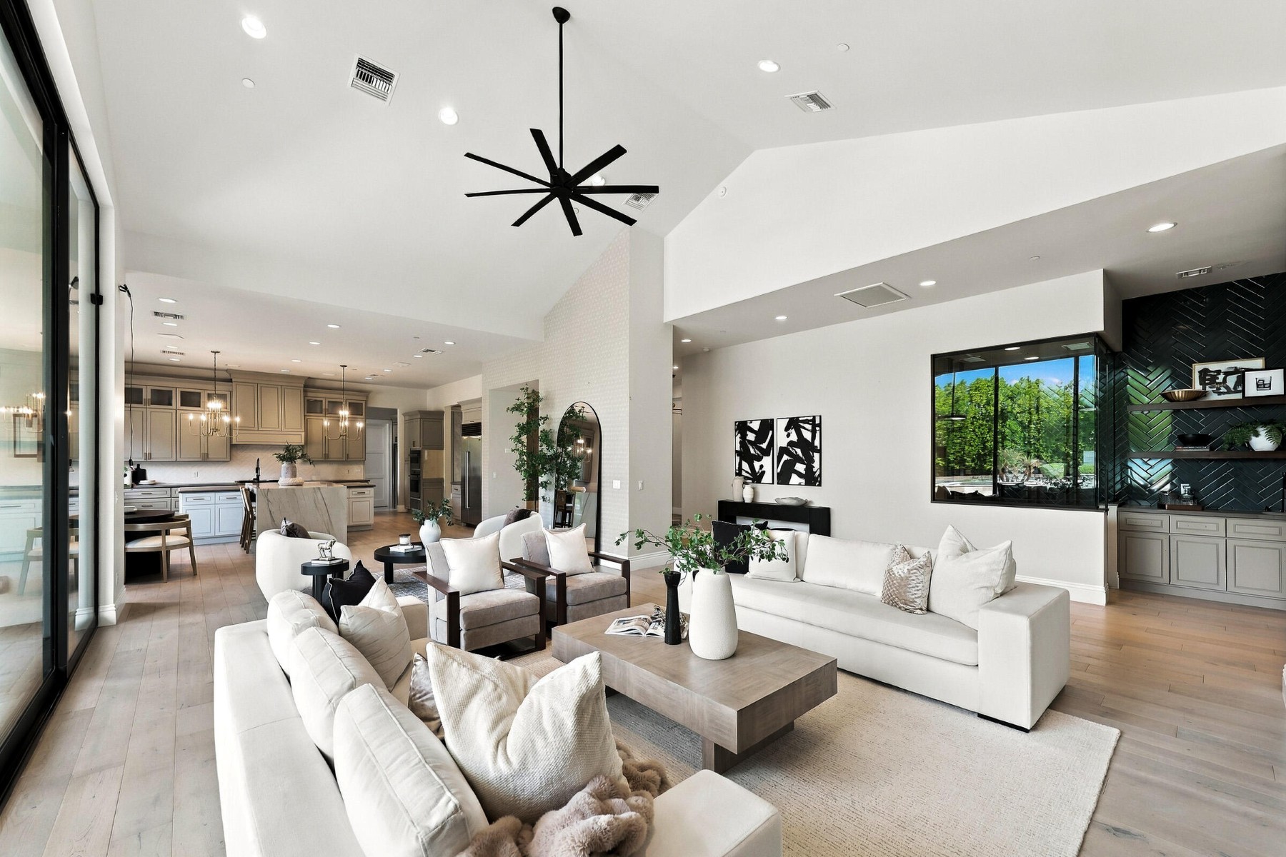  6246 E Hillcrest Boulevard¦Scottsdale, AZ - 物件實景