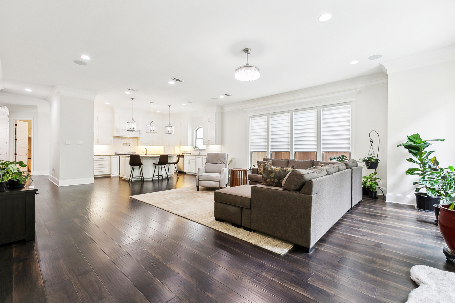 Baton Rouge, Louisiana, 70817, United States, 4 Bedrooms Bedrooms, ,4 BathroomsBathrooms,Residential,For Sale,1804981