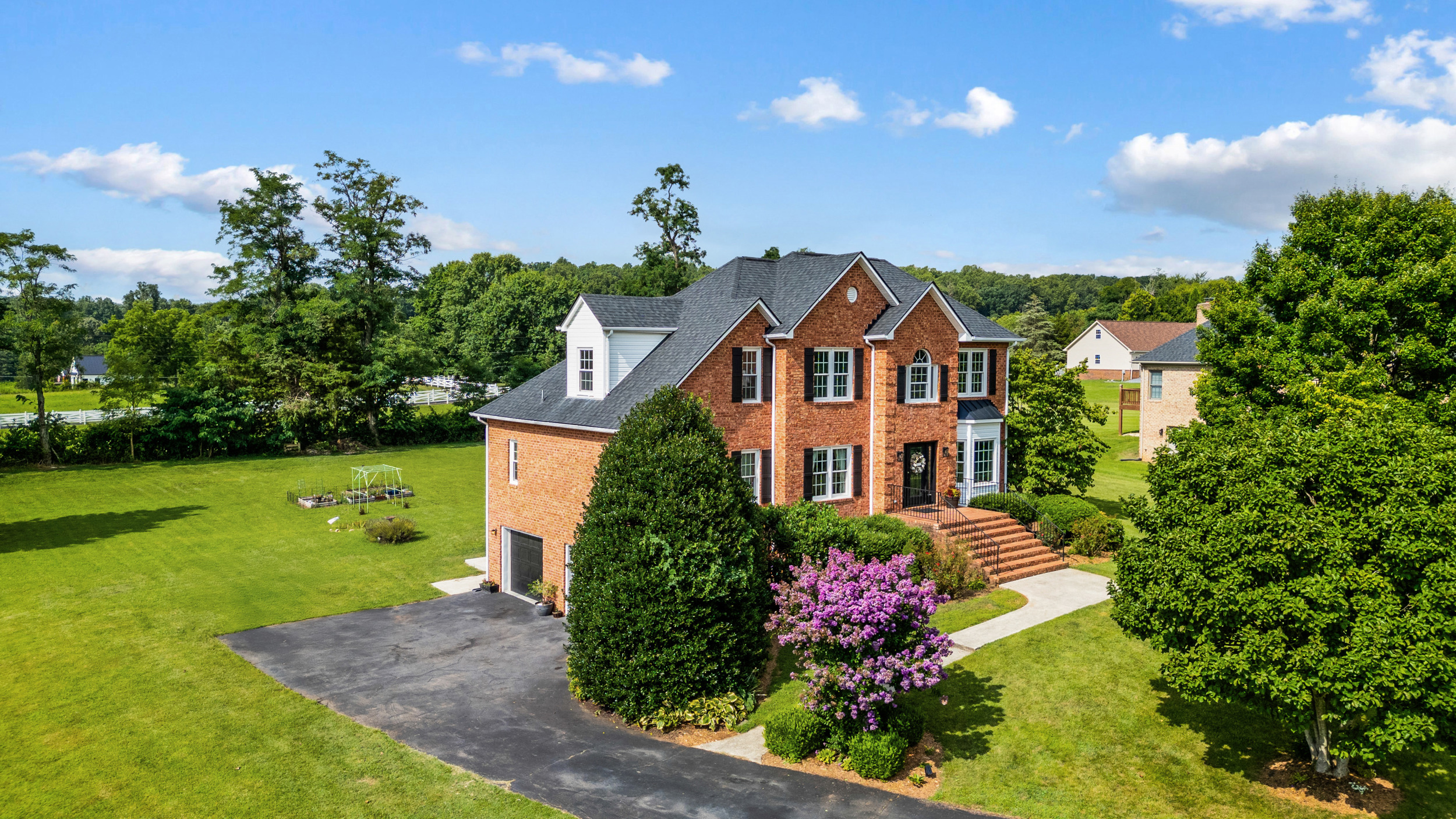 Forest, Virginia, 24551, United States, 4 Bedrooms Bedrooms, ,4 BathroomsBathrooms,Residential,For Sale,1902998
