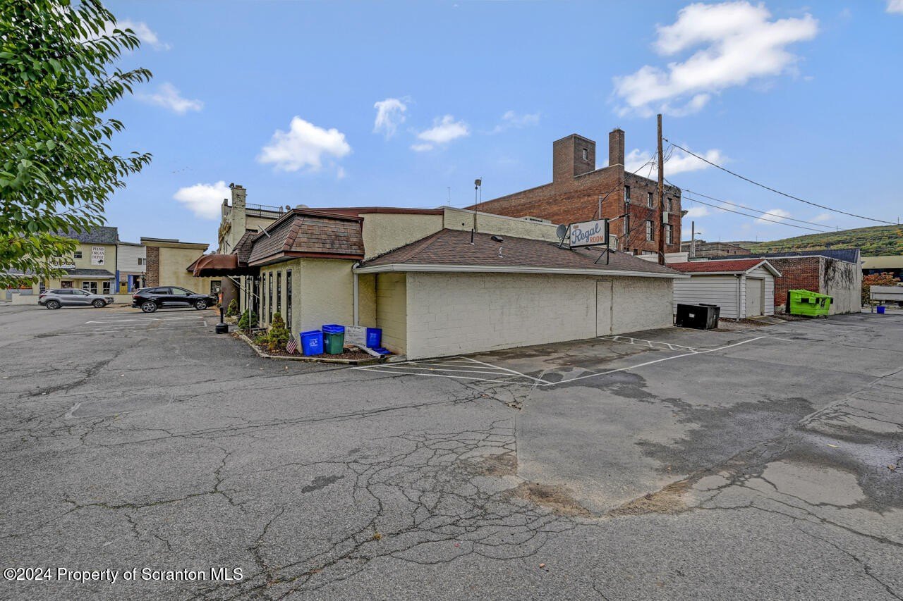 Olyphant, Pennsylvania, 18447, United States, ,Residential,For Sale,1996736