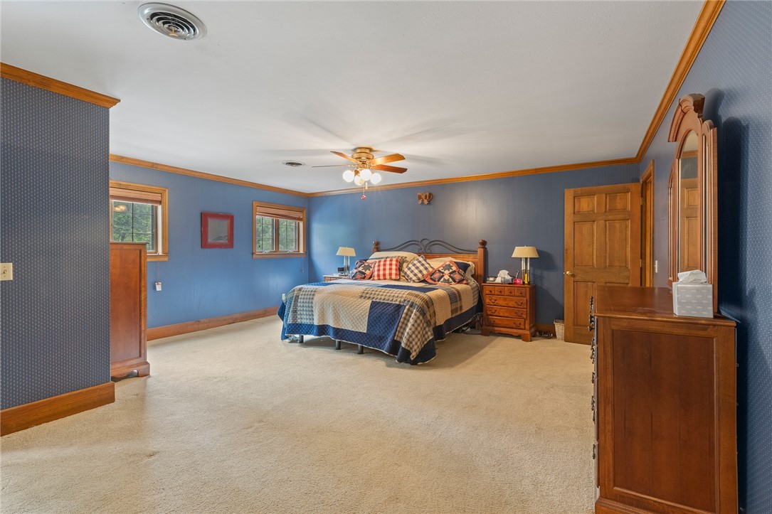 Harrison, Arkansas, 72601, United States, 7 Bedrooms Bedrooms, ,5 BathroomsBathrooms,Residential,For Sale,1850166