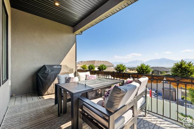 Herriman, Utah, 84096, United States, 3 Bedrooms Bedrooms, ,3 BathroomsBathrooms,Residential,For Sale,1984450