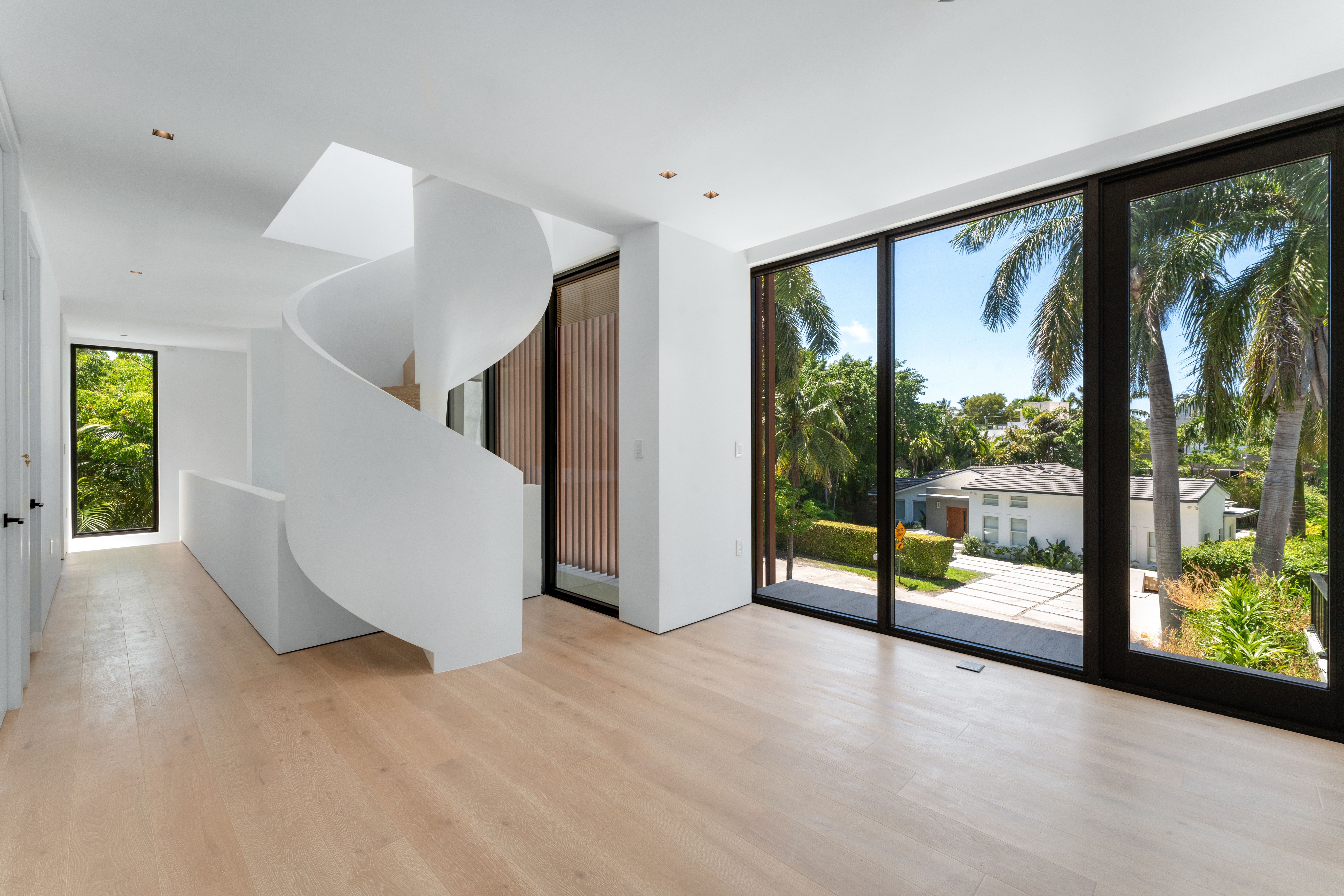  165 Hampton Ln, Key Biscayne, FL, 33149 - 物件實景