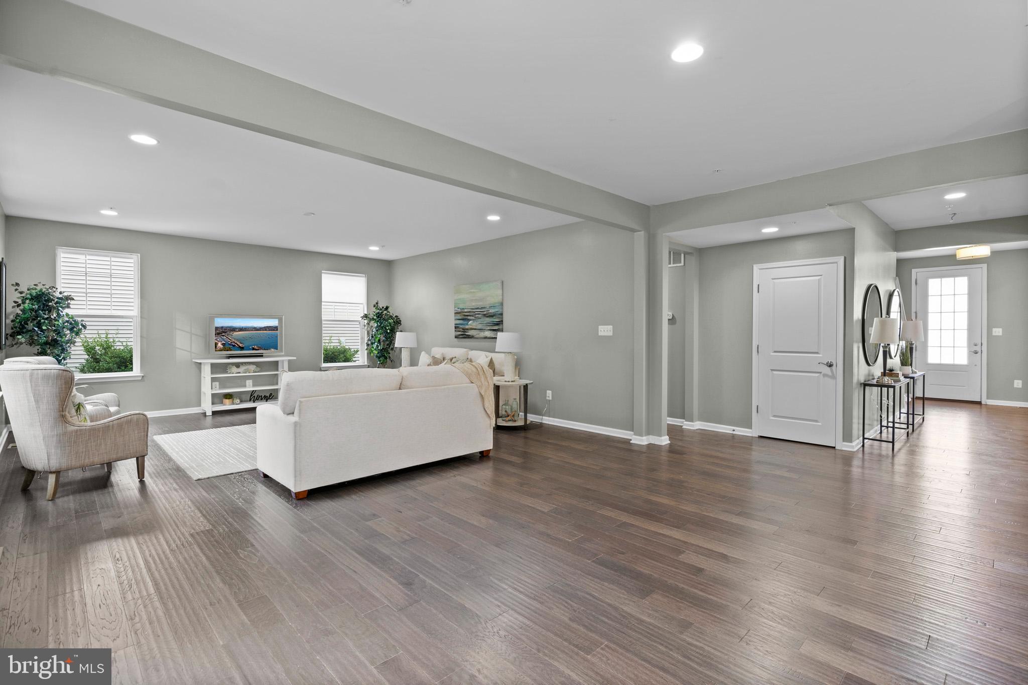 California, Maryland, 20619, United States, 5 Bedrooms Bedrooms, ,4 BathroomsBathrooms,Residential,For Sale,1987113