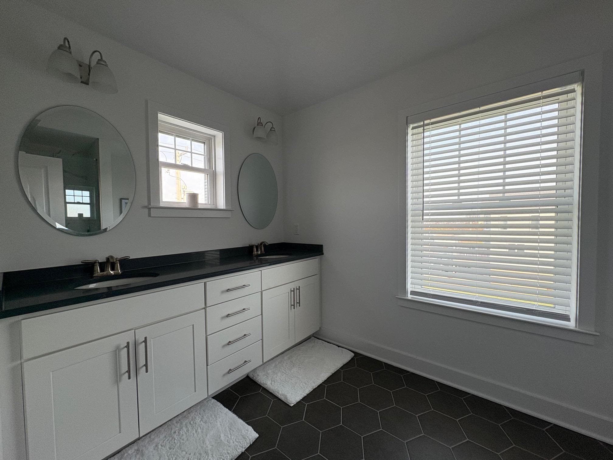 North Wildwood, New Jersey, 08260, United States, 4 Bedrooms Bedrooms, ,3 BathroomsBathrooms,Residential,For Sale,1987370