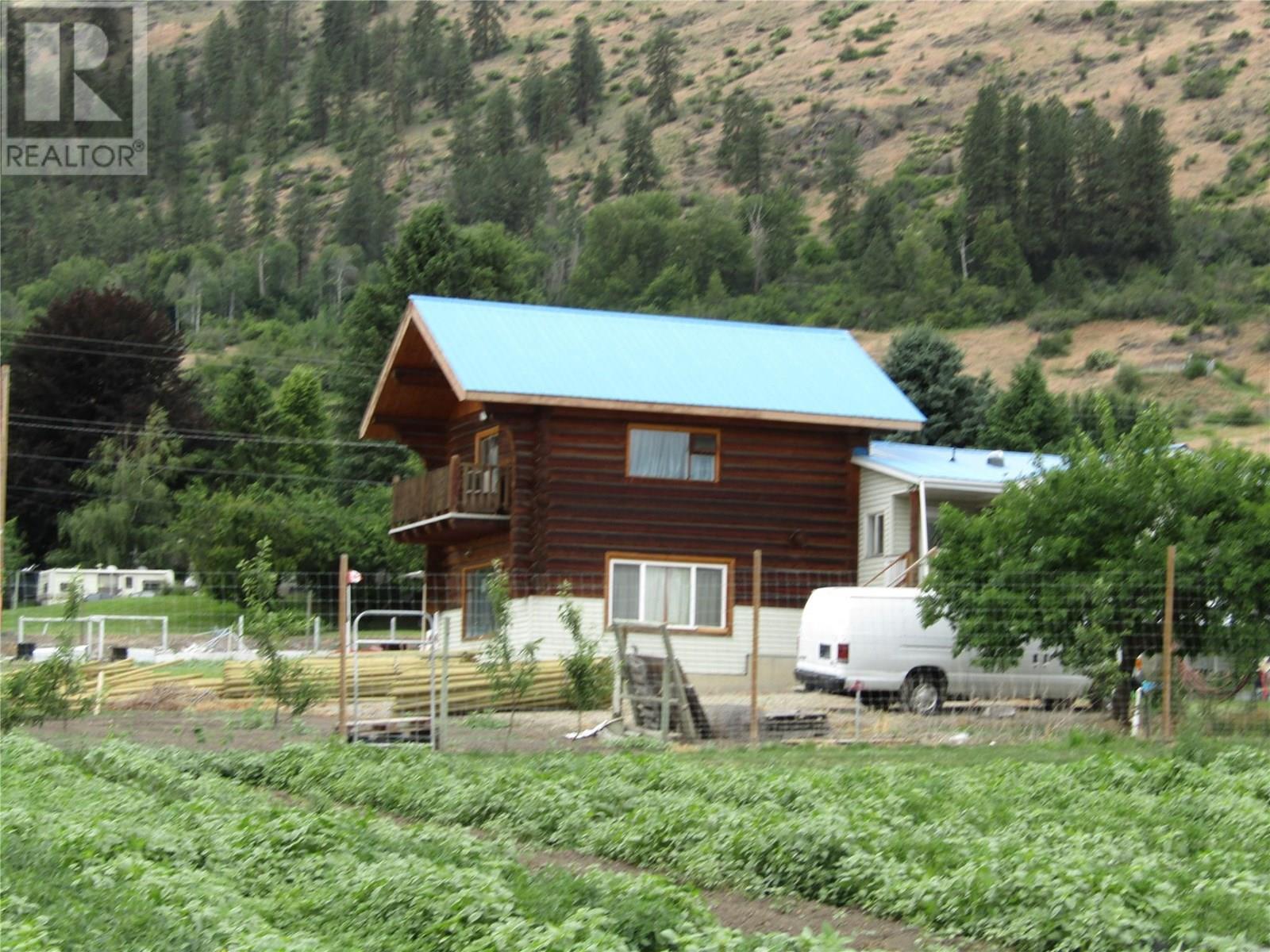 GRAND FORKS, British Columbia, V0H 1H5, CA, 6 Bedrooms Bedrooms, ,3 BathroomsBathrooms,Residential,For Sale,1947693