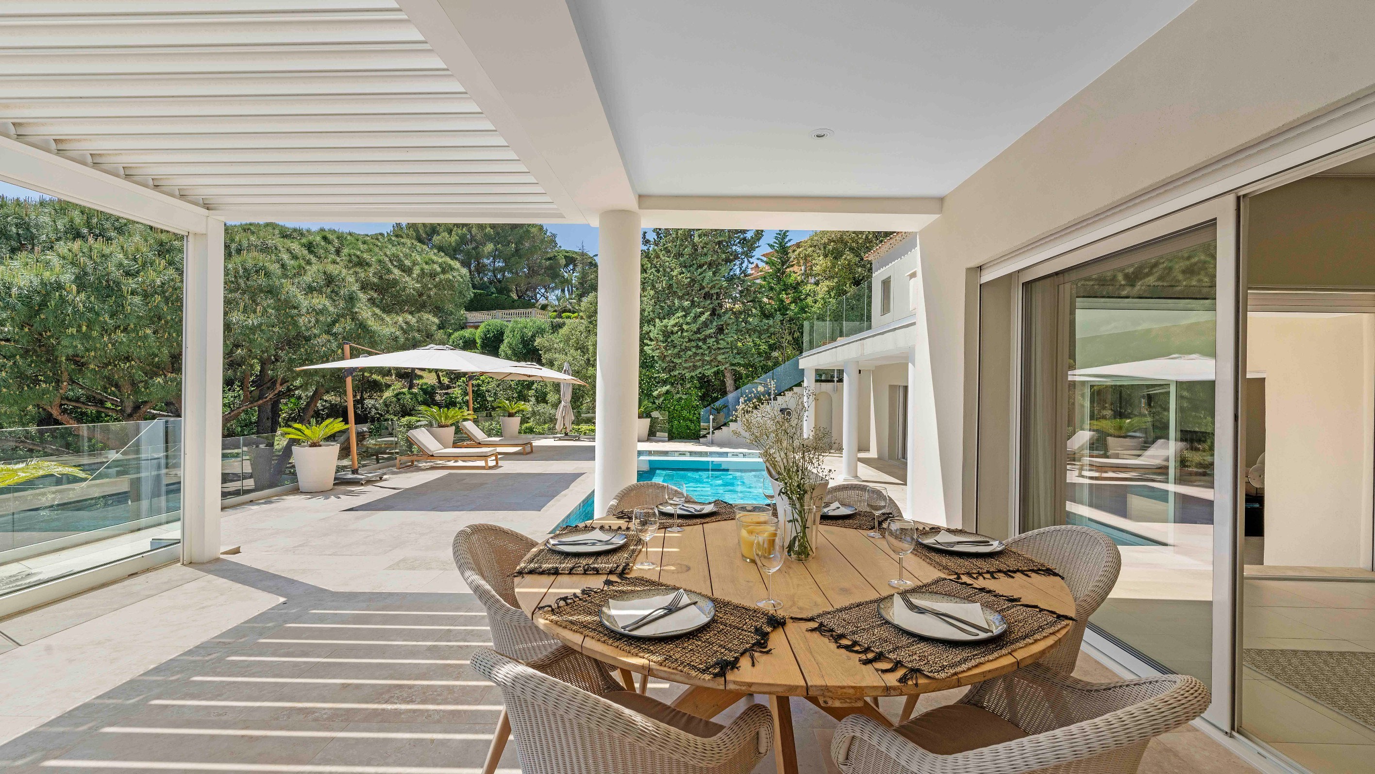  Sole Agent : Contemporary villa with sea view, close to La Nartelle Beach - 物件實景