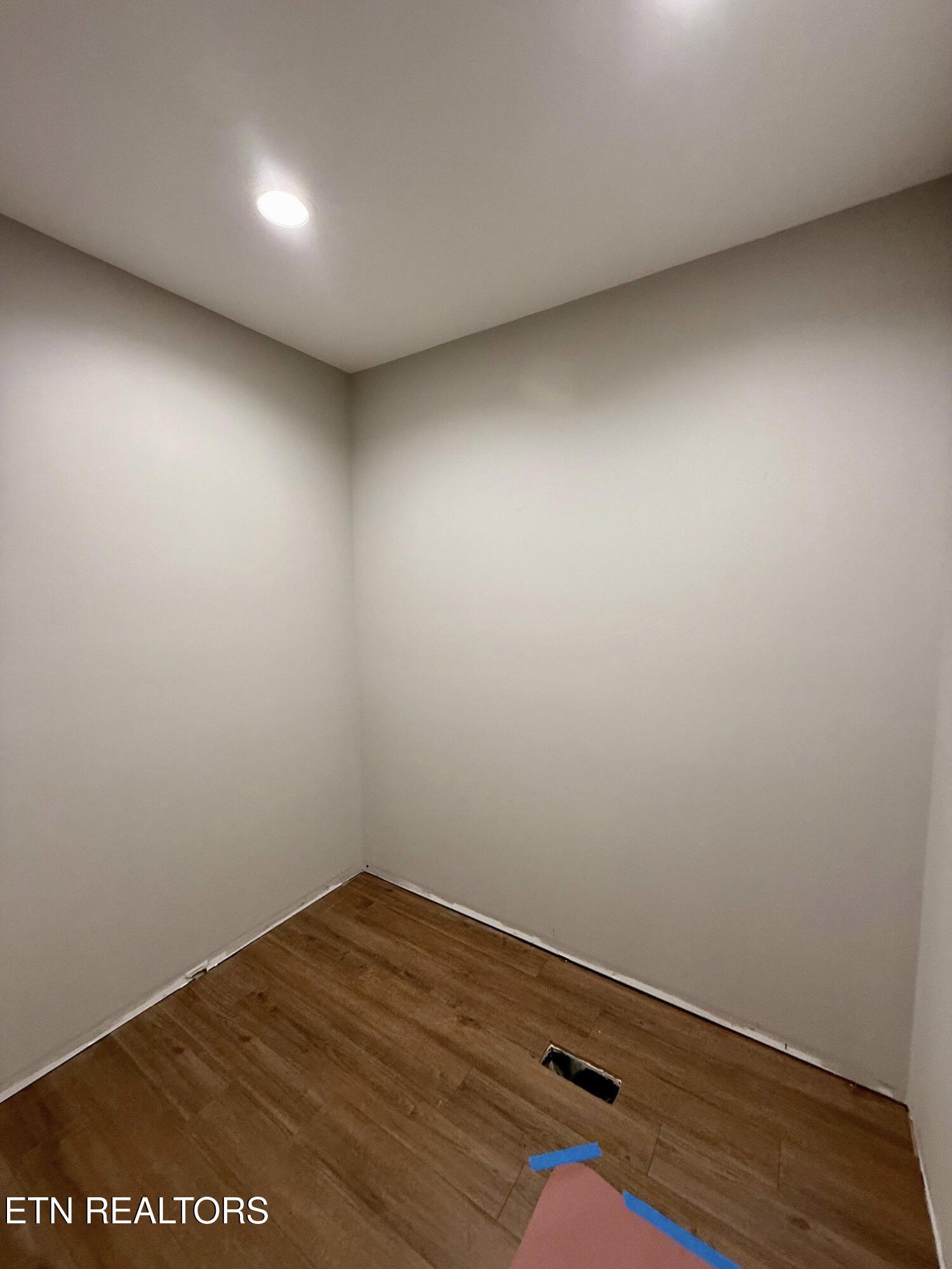 Crossville, Tennessee, 38571, United States, 3 Bedrooms Bedrooms, ,4 BathroomsBathrooms,Residential,For Sale,1981964