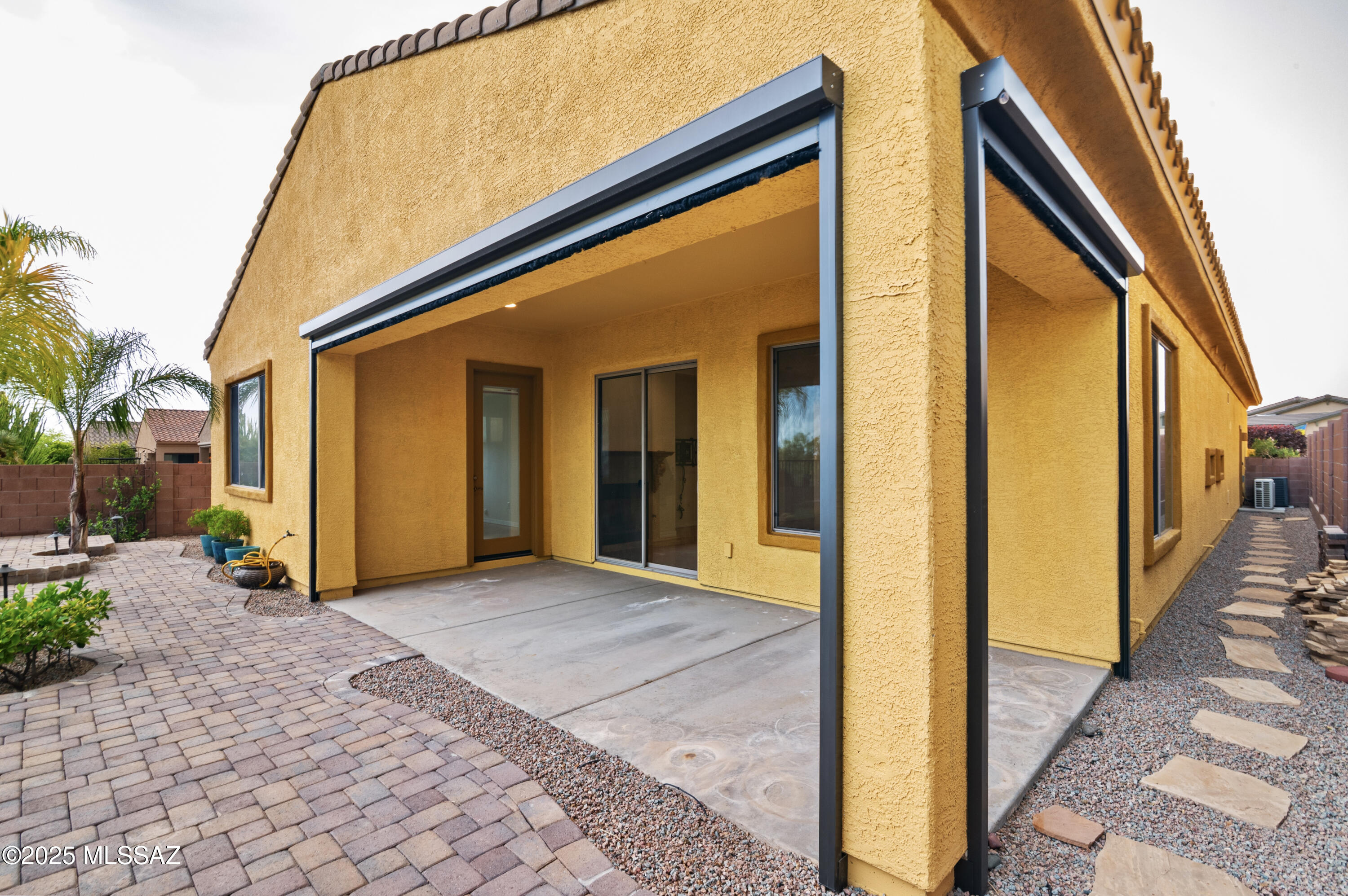 Marana, Arizona, 85658, United States, 3 Bedrooms Bedrooms, ,3 BathroomsBathrooms,Residential,For Sale,1926095