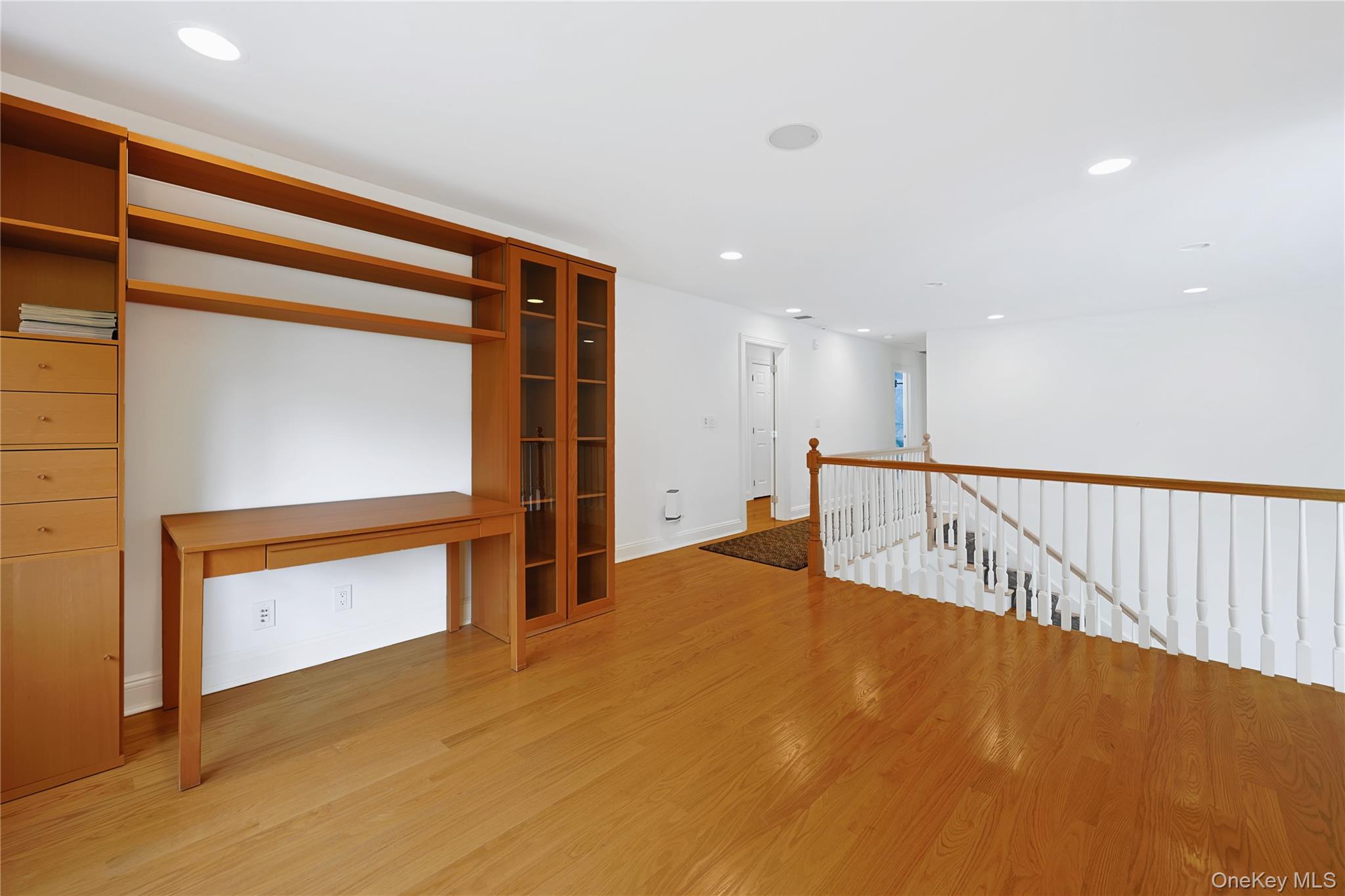  14 Belvedere Court, North Hills, NY, 11030 - 物件實景