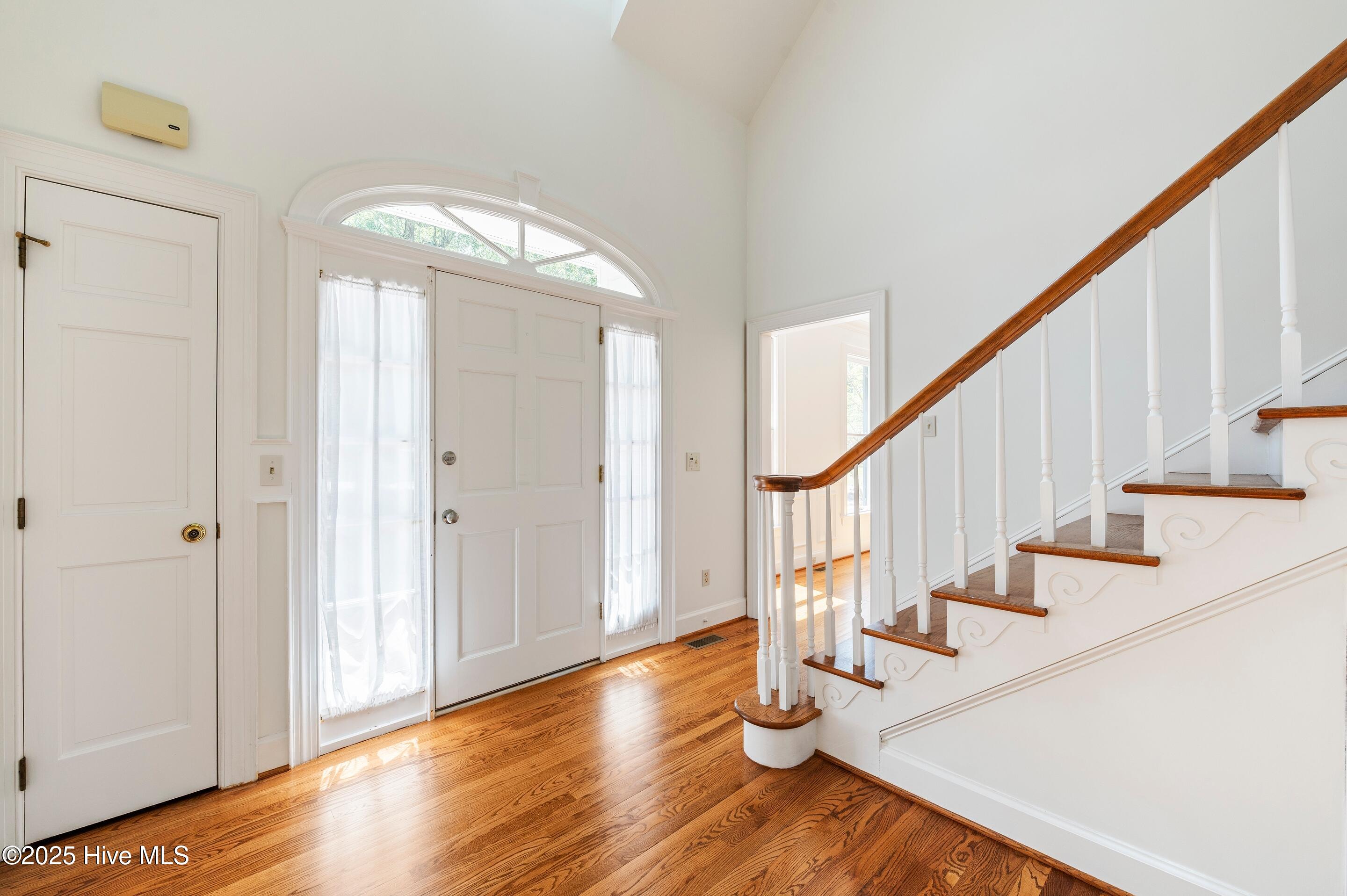Wilmington, North Carolina, 28409, United States, 3 Bedrooms Bedrooms, ,4 BathroomsBathrooms,Residential,For Sale,1942177