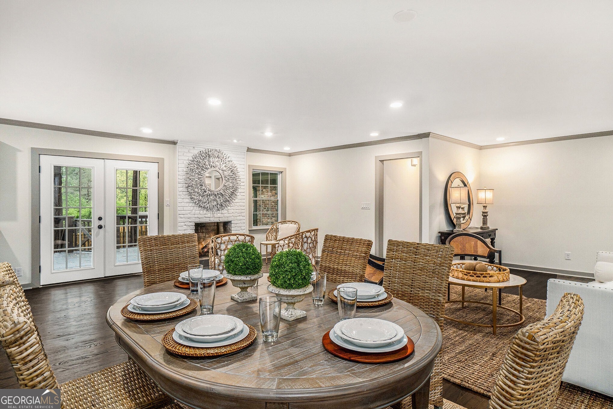 Dunwoody, Georgia, 30360, United States, 3 Bedrooms Bedrooms, ,2 BathroomsBathrooms,Residential,For Sale,1859063
