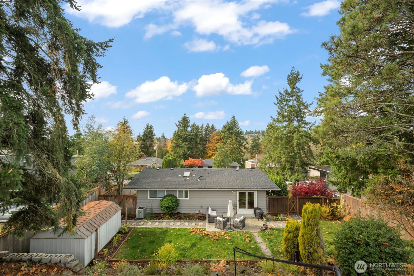 Des Moines, Washington, 98198, United States, 4 Bedrooms Bedrooms, ,2 BathroomsBathrooms,Residential,For Sale,1987867