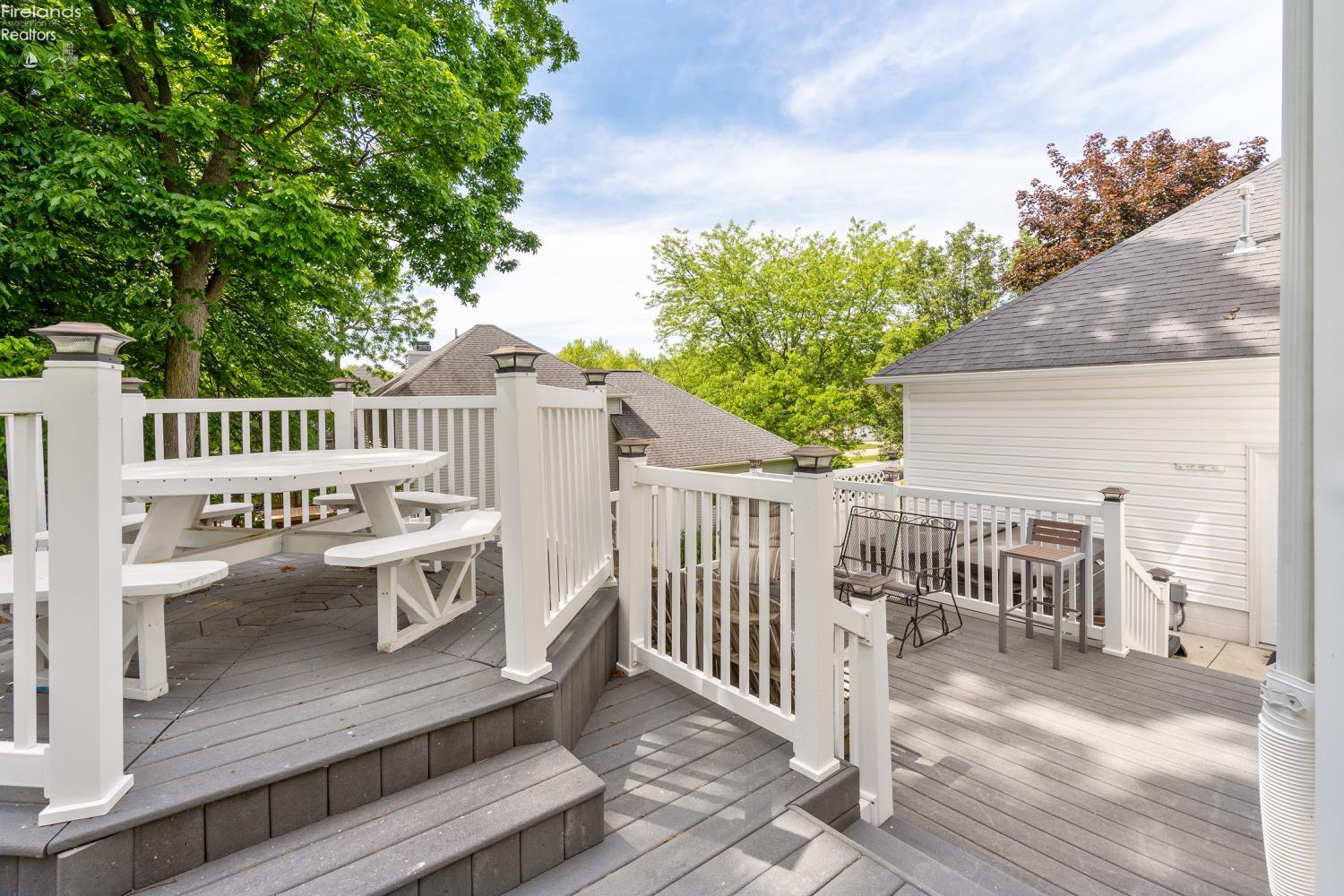Port Clinton, Ohio, 43452, United States, 3 Bedrooms Bedrooms, ,3 BathroomsBathrooms,Residential,For Sale,1921472
