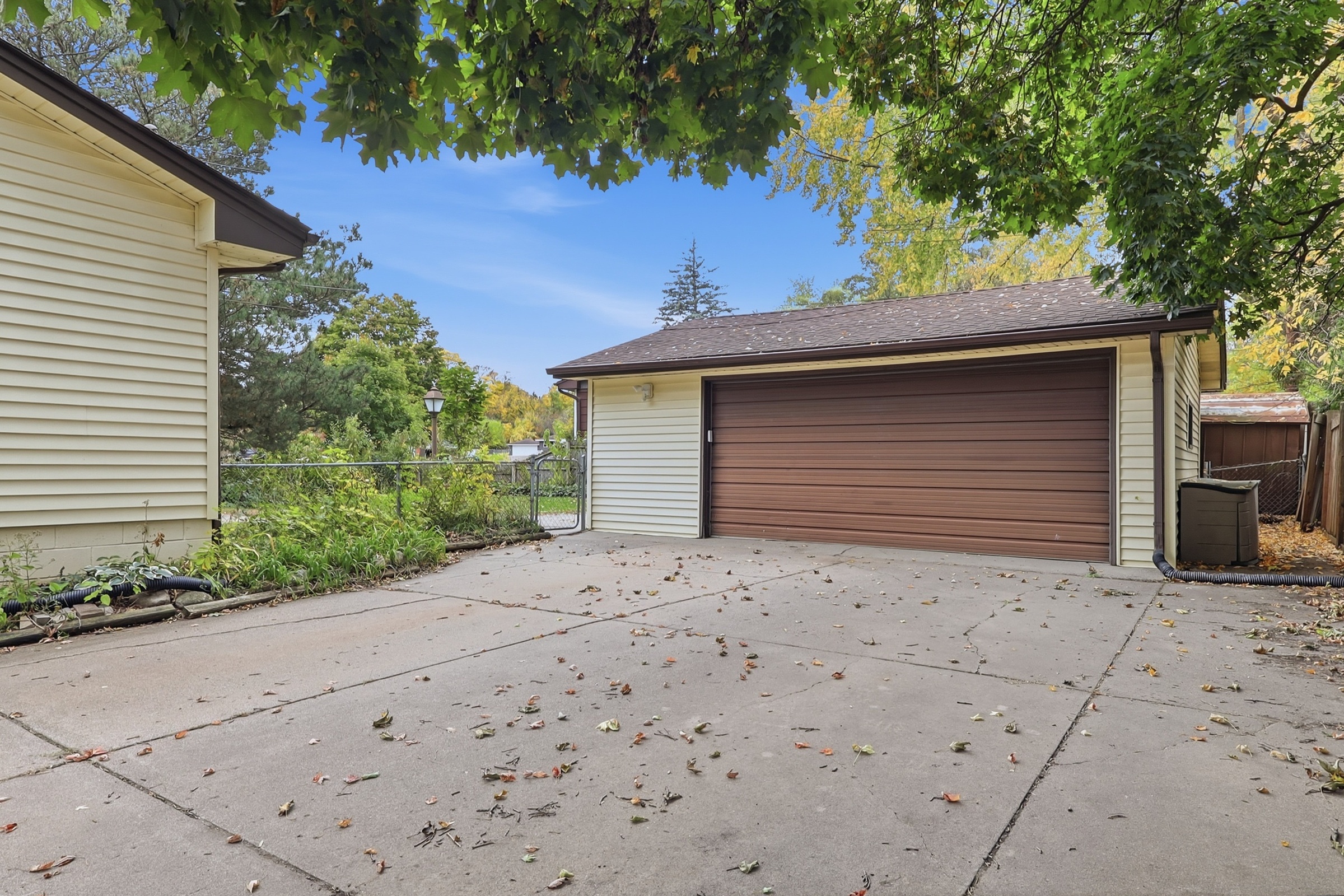  9087 Northwood Parkway, New Hope, MN 55427 - 物件實景