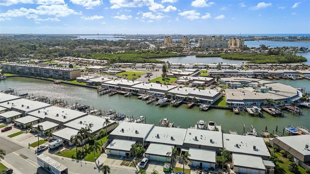 St Petersburg, Florida, 33708, United States, 2 Bedrooms Bedrooms, ,2 BathroomsBathrooms,Residential,For Sale,1963095