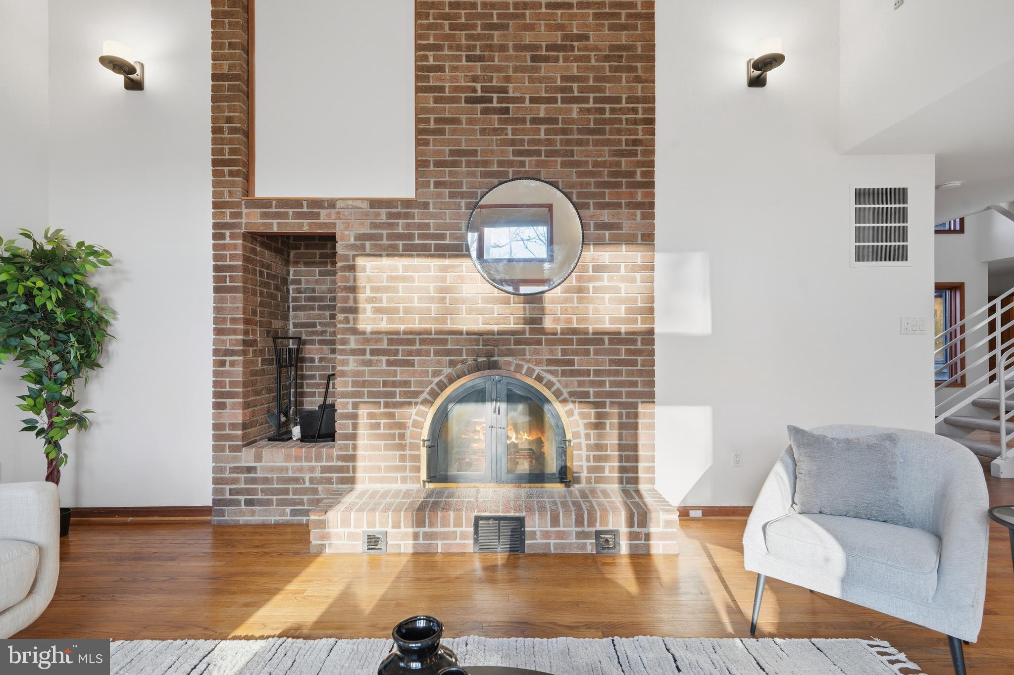 La Plata, Maryland, 20646, United States, 5 Bedrooms Bedrooms, ,4 BathroomsBathrooms,Residential,For Sale,1994243