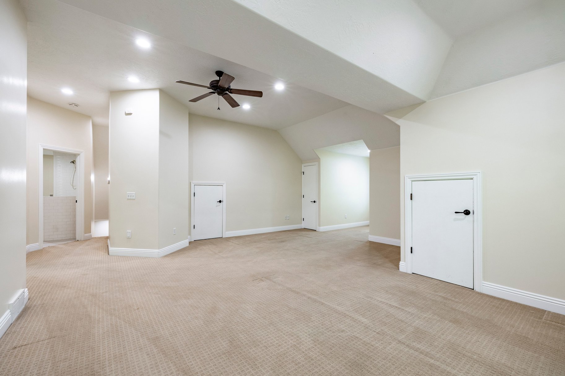  Private Gated Cottonwood Heights Retreat With Seasonal Stream & Mountain views - 物件實景