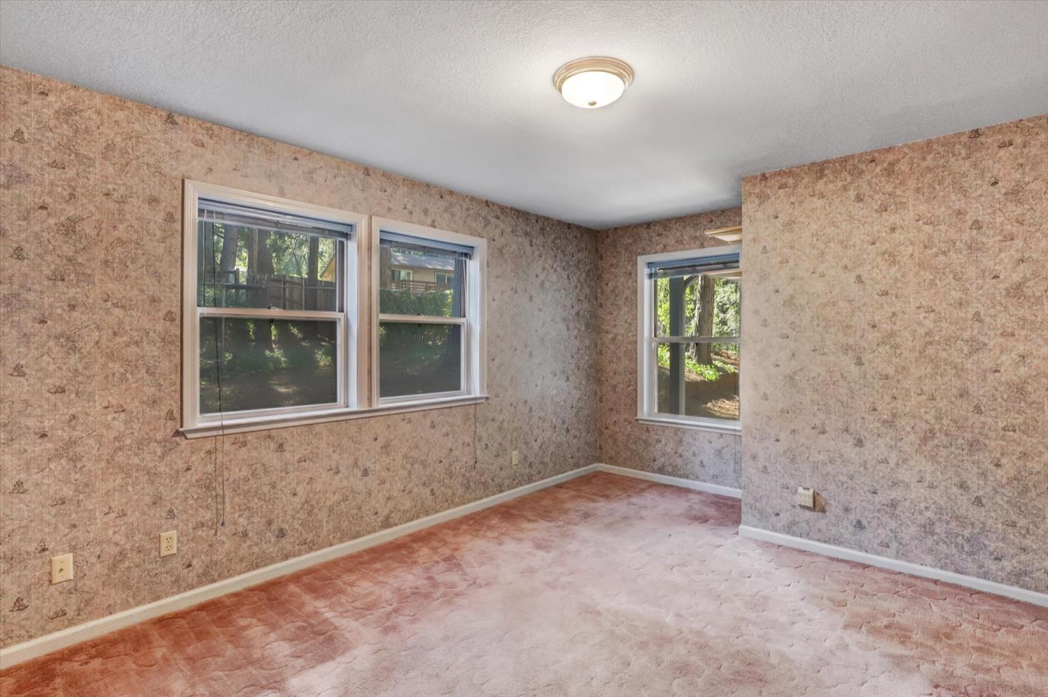 Nevada City, California, 95959, United States, 4 Bedrooms Bedrooms, ,3 BathroomsBathrooms,Residential,For Sale,1942290