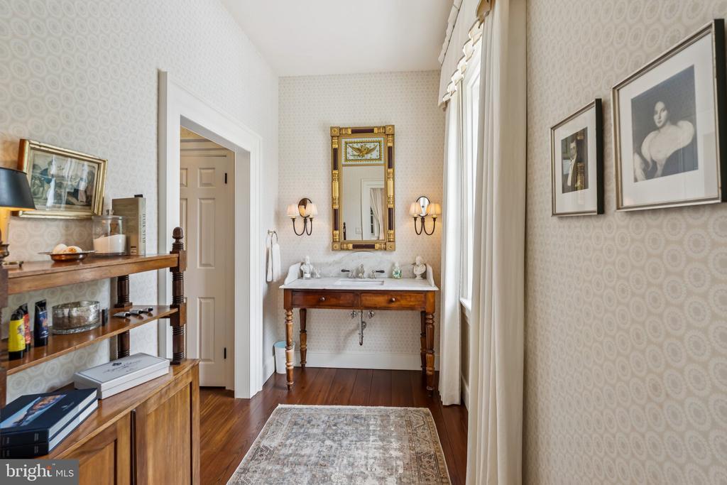 Rappahannock Academy, Virginia, 22538, United States, 4 Bedrooms Bedrooms, ,5 BathroomsBathrooms,Residential,For Sale,1917132