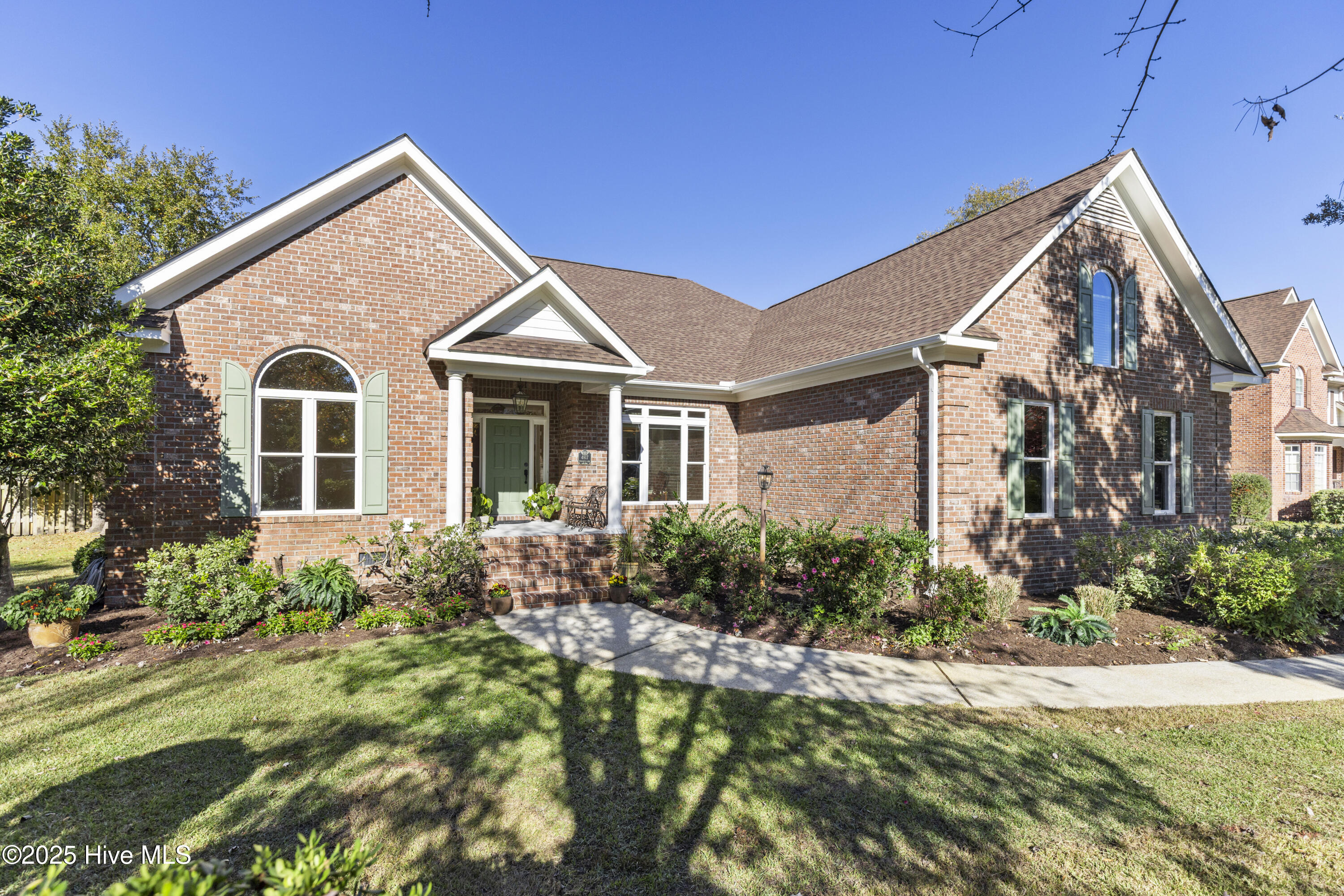 Wilmington, North Carolina, 28409, United States, 4 Bedrooms Bedrooms, ,4 BathroomsBathrooms,Residential,For Sale,1991062