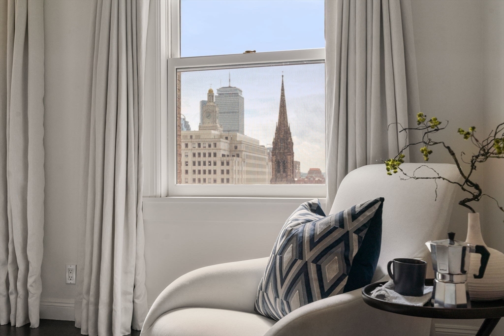Boston, Massachusetts, 02116, United States, 3 Bedrooms Bedrooms, ,3 BathroomsBathrooms,Residential,For Sale,1895702