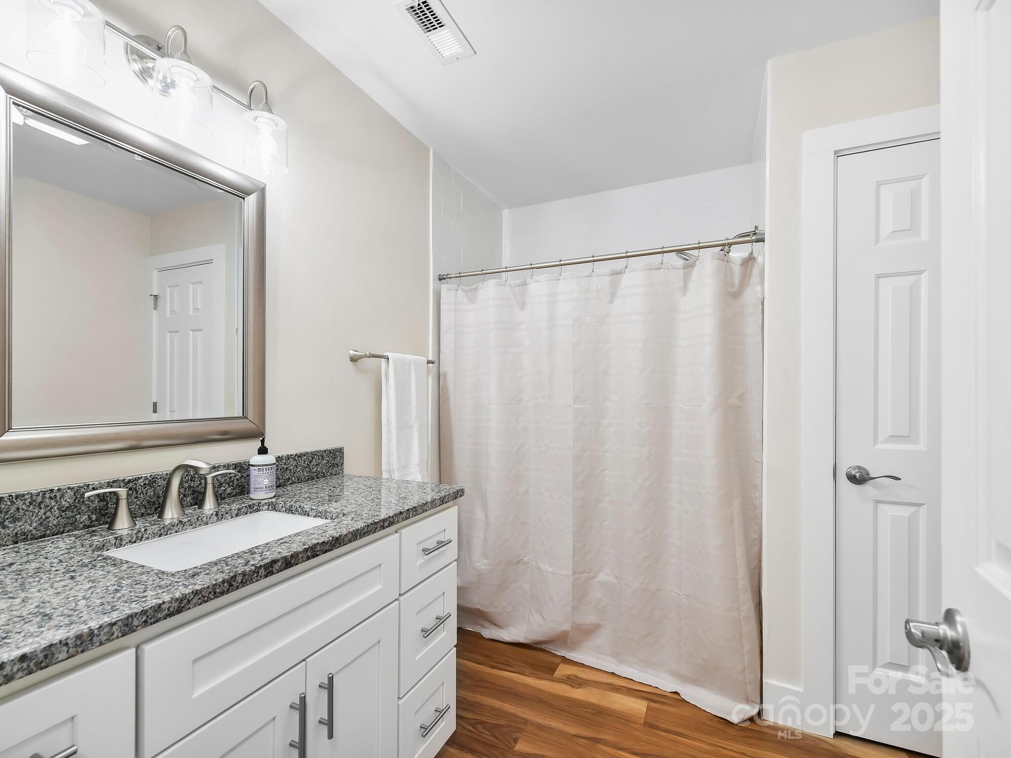 Asheville, North Carolina, 28804, United States, 4 Bedrooms Bedrooms, ,3 BathroomsBathrooms,Residential,For Sale,2006568