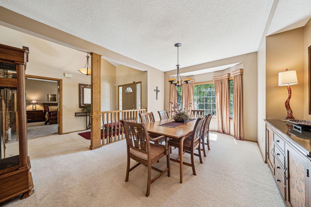 Lakeville, Minnesota, 55044, United States, 4 Bedrooms Bedrooms, ,3 BathroomsBathrooms,Residential,For Sale,1846490