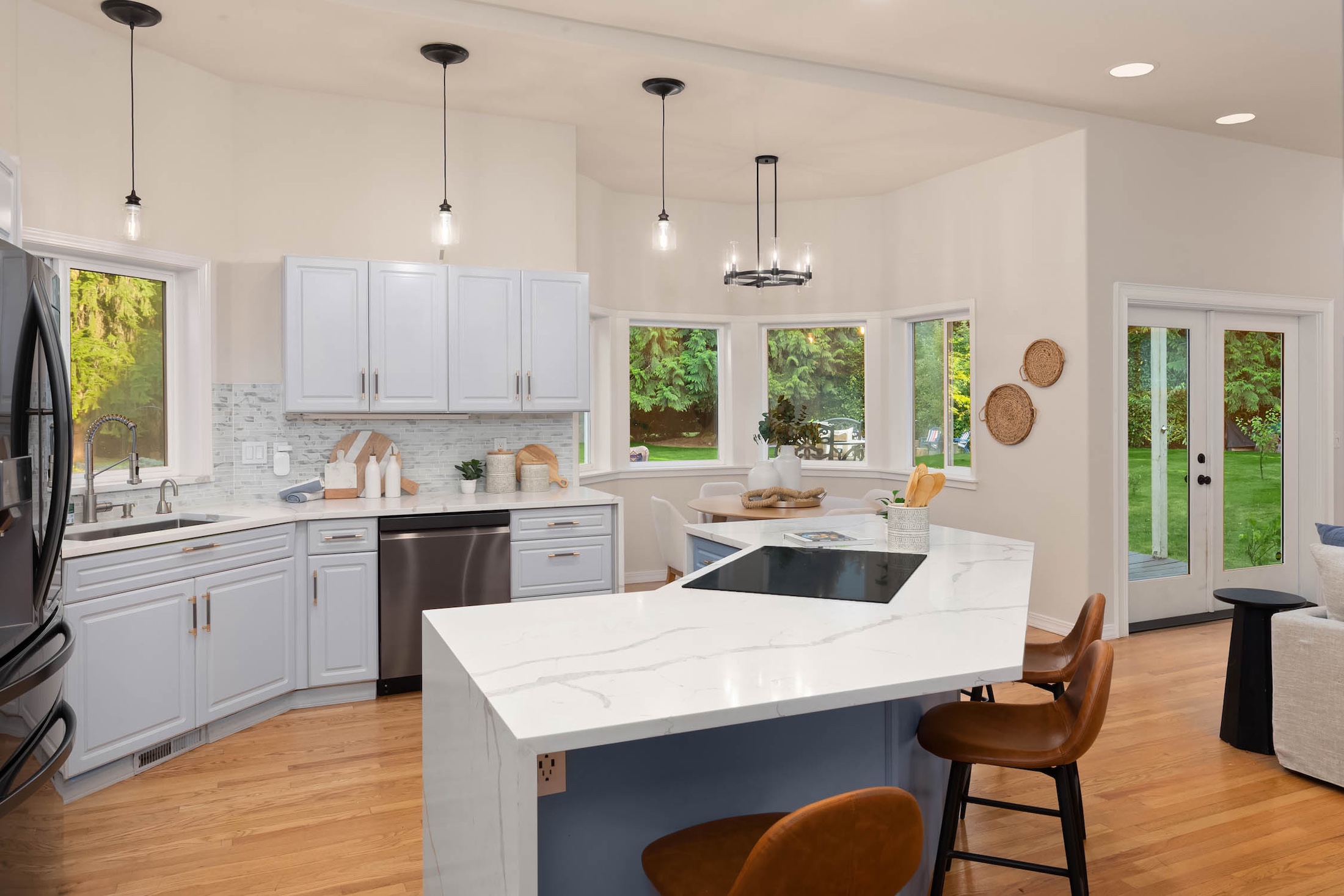 Craftsman Retreat in Sutton Place - 物件實景