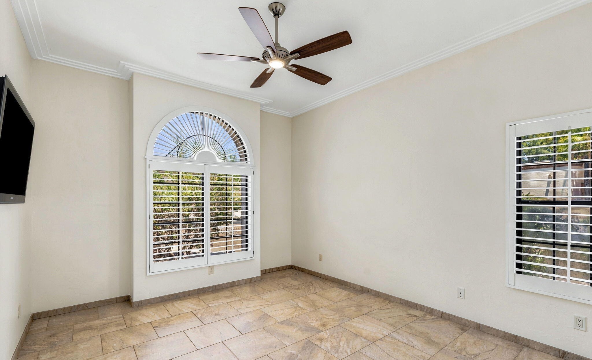  5560 E Miles Circle, Tucson, AZ 85712 - 物件實景