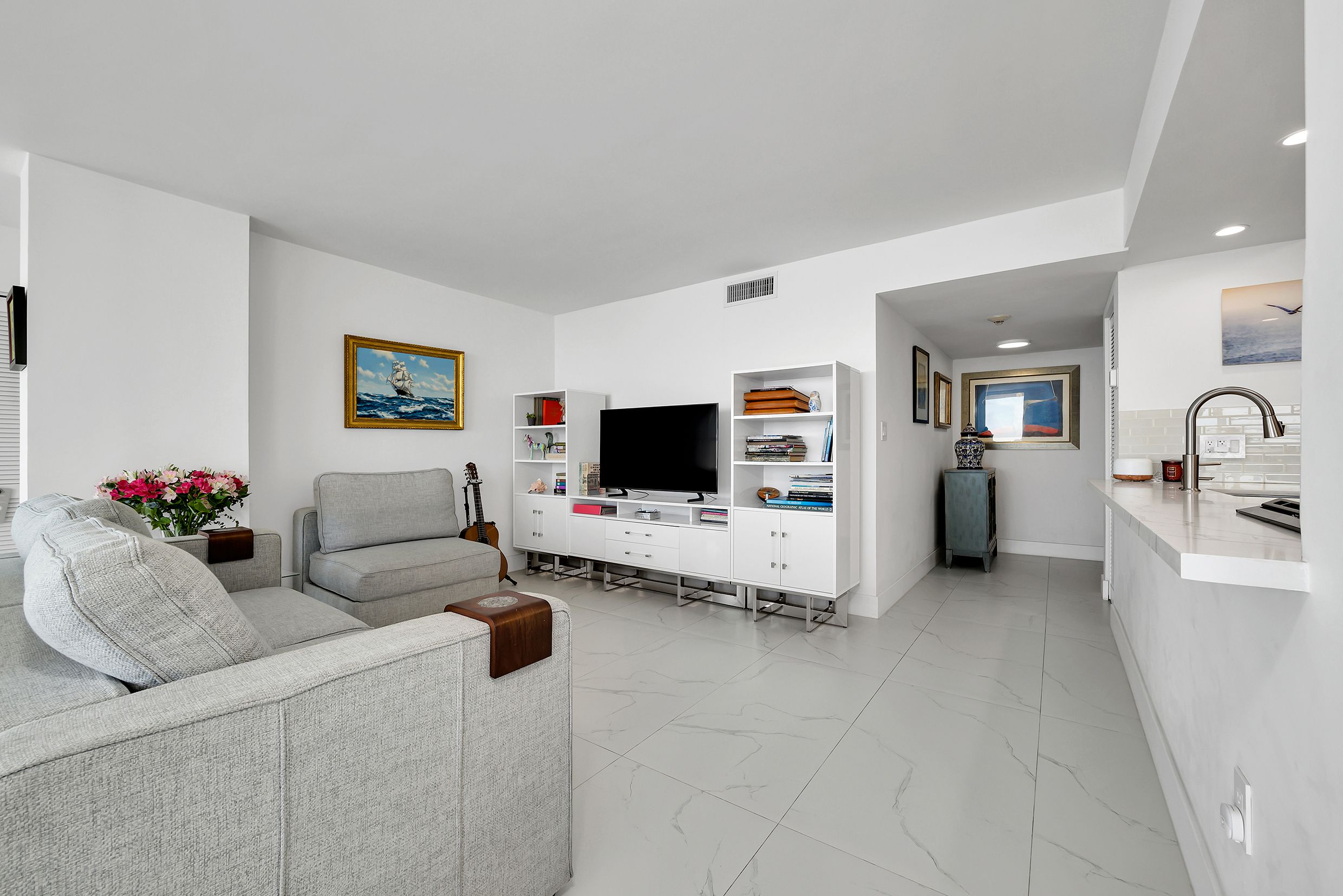 1420 Brickell Bay Dr, Miami, FL, 33131 - 物件實景