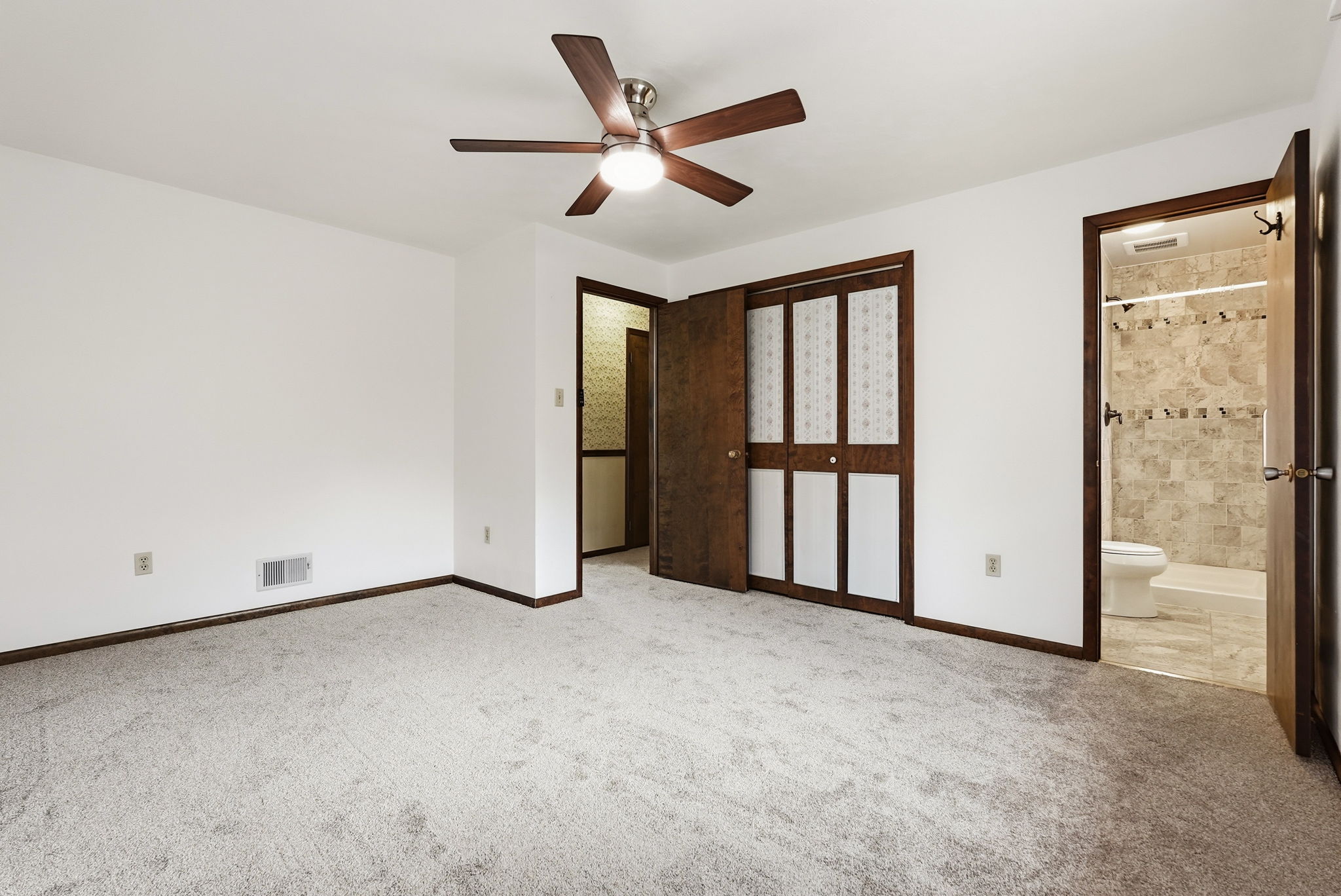  145 Karen Drive, Elizabeth, PA 15037 - 物件實景